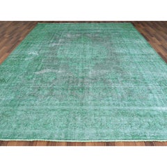 Alfombra Kerman de Fars, anudada a mano, de 9'7" x 12'5", en tonos de verde claro sobreteñidos