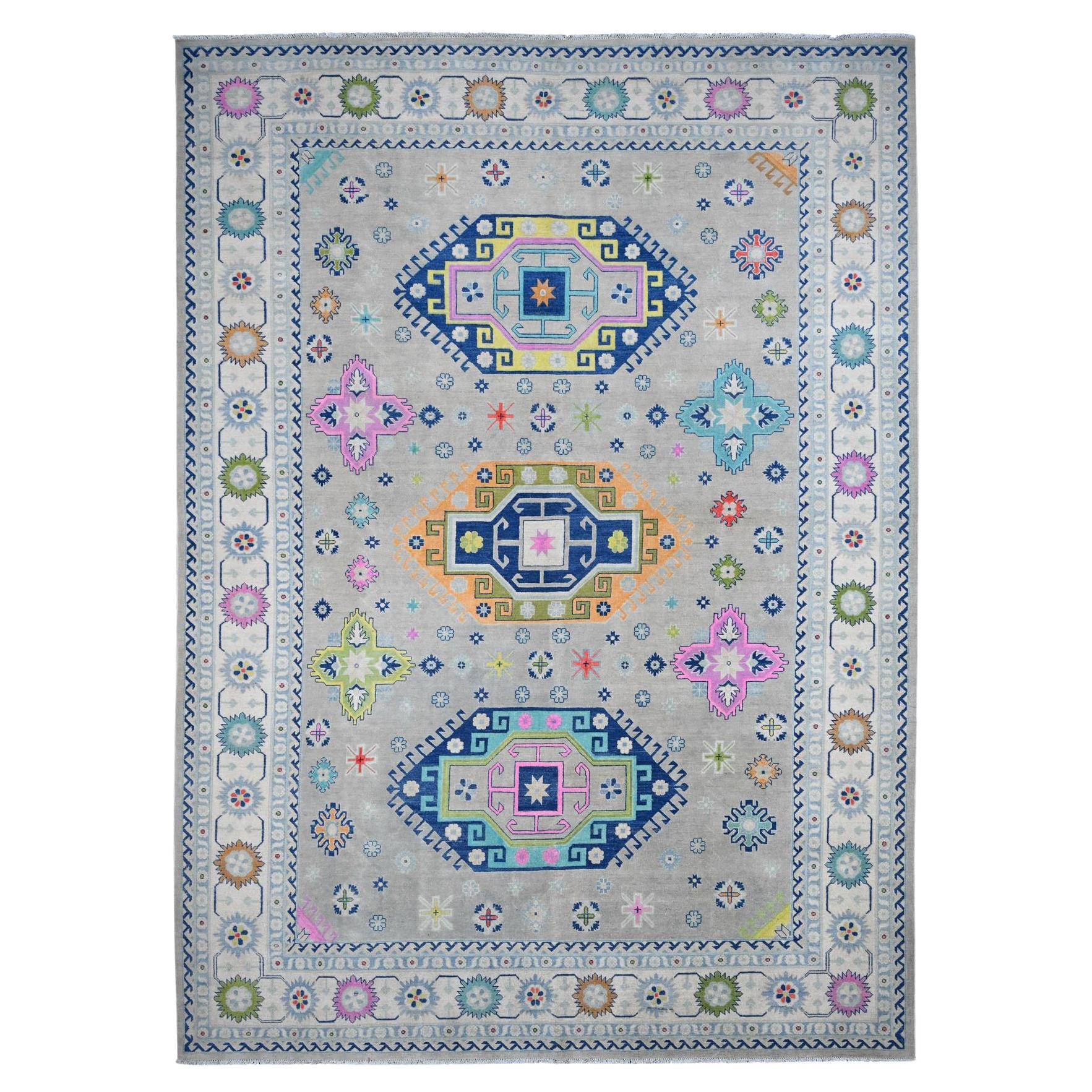 9'7"x13'4" Grauer, farbenfroher, handgeknüpfter Wollteppich Fusion Kazak Kaukasisches Design