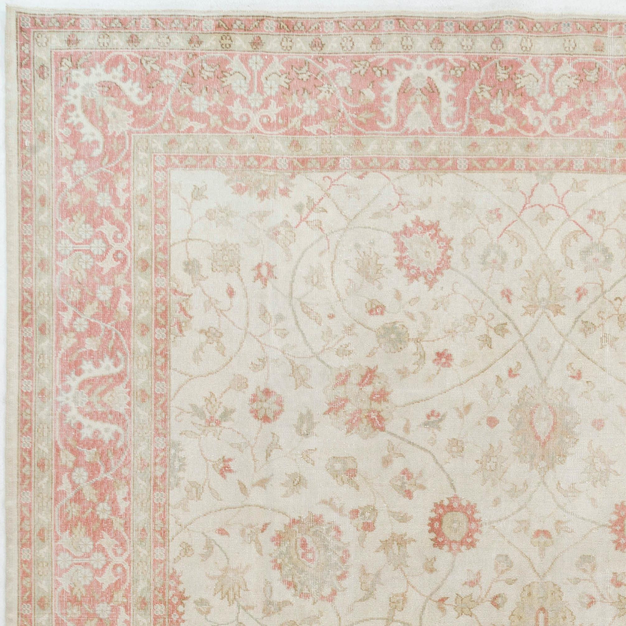 9.7x14 Ft handgefertigter türkischer Vintage-Teppich mit Palmetten- und Blumenmuster (Türkisch) im Angebot