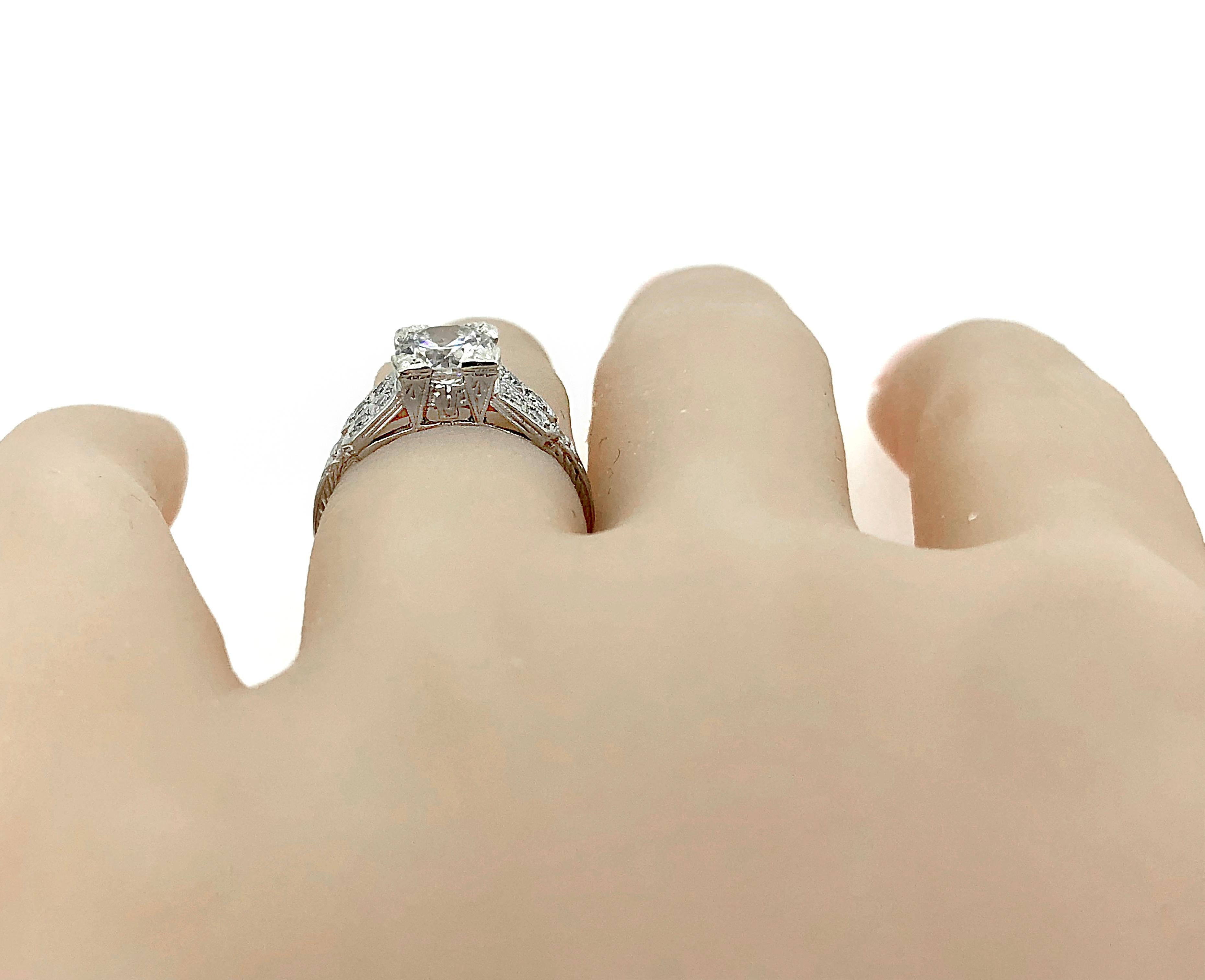 Women's .98 Carat Diamond and Platinum Antique Engagement Ring Art Deco For Sale