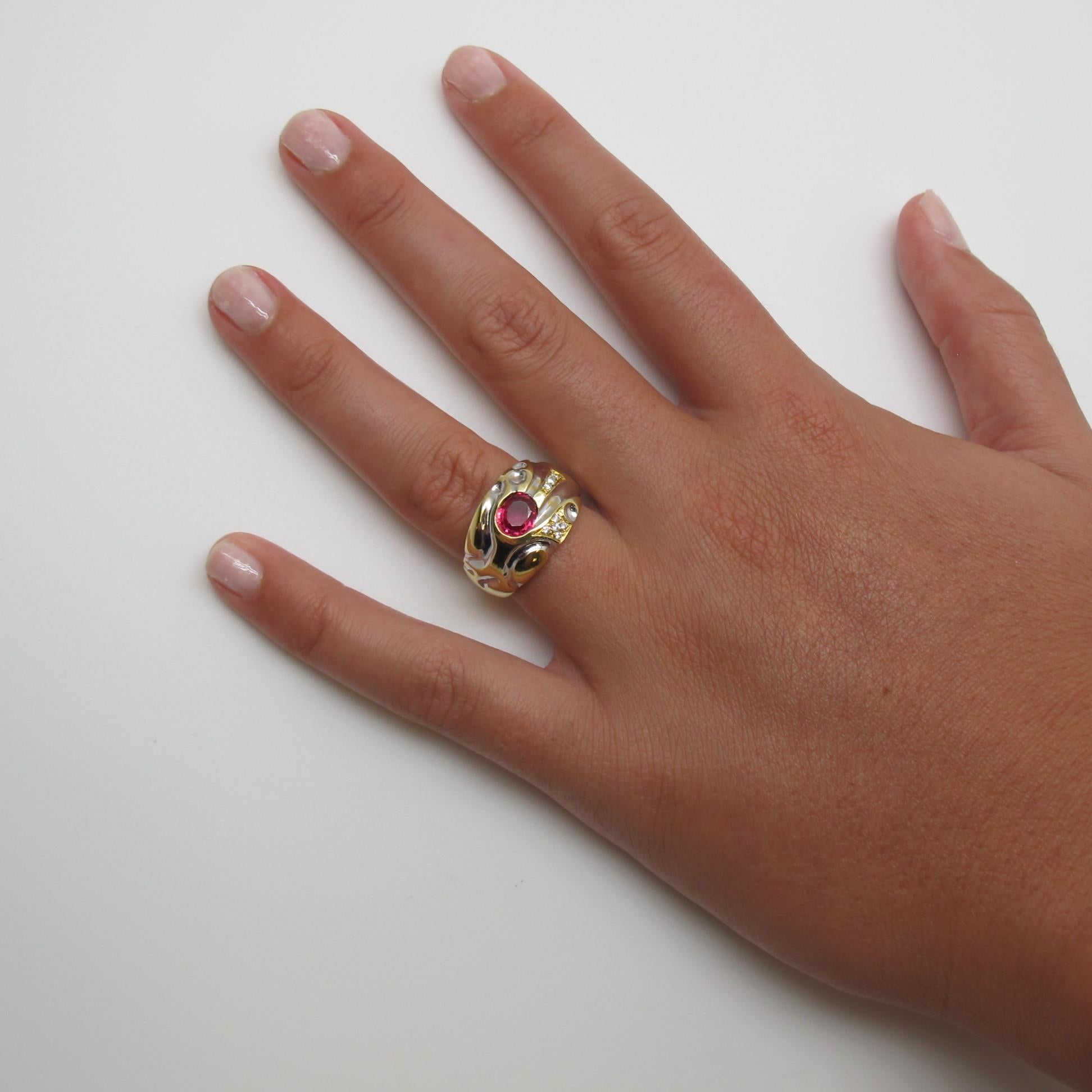 Artisan Hot Pink Red Spinel and Diamond 18k Two-Toned Gold Retro Dome Band Ring