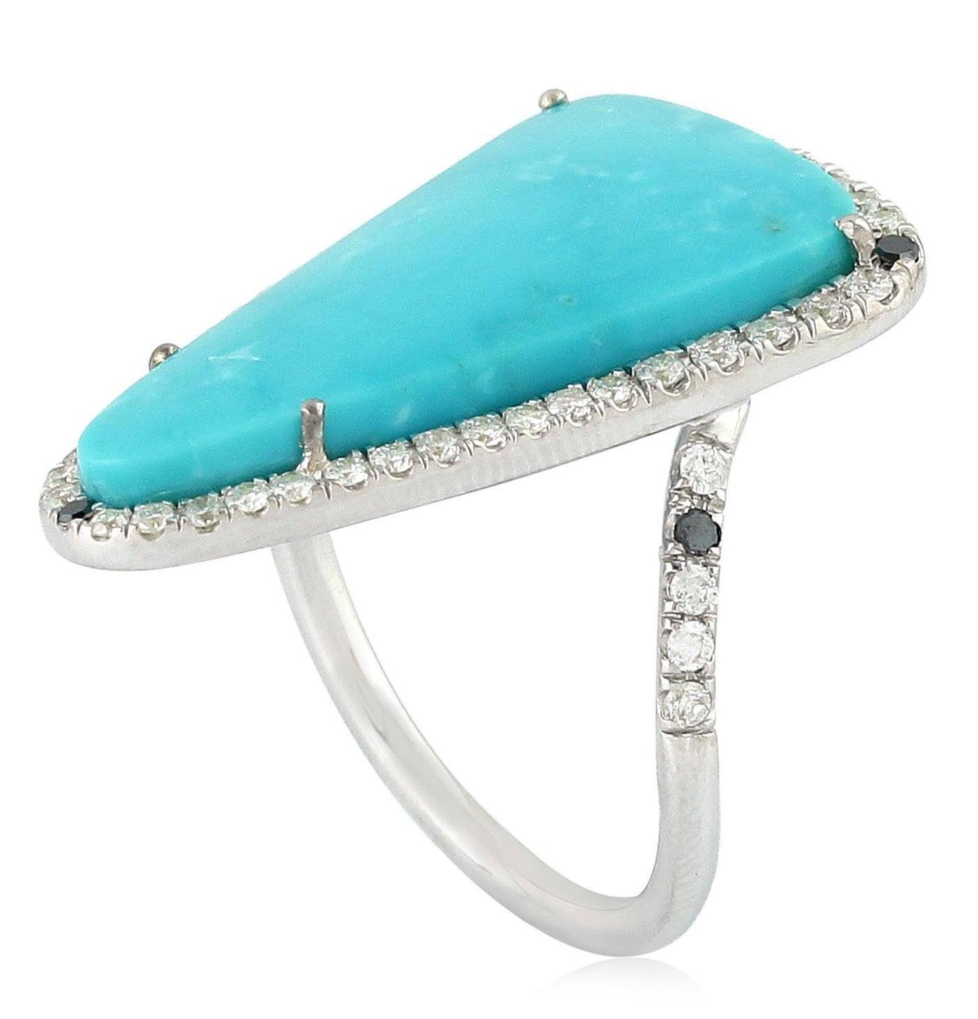 For Sale:  9.8 Carat Turquoise Diamond 18 Karat White Gold Ring 4