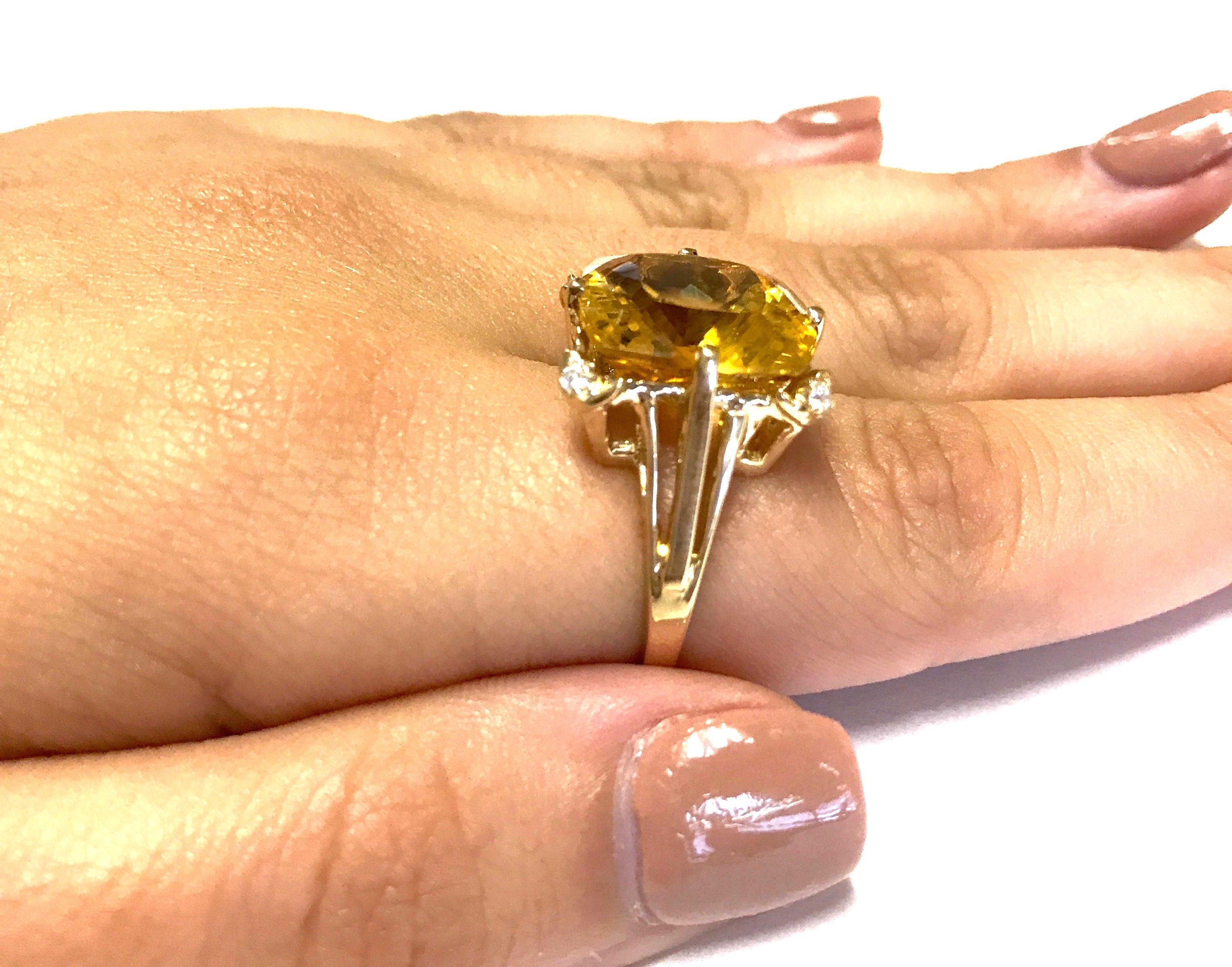 9.80 Carat Cushion Cut Yellow Beryl and White Diamond Cocktail Ring In New Condition In GREAT NECK, NY