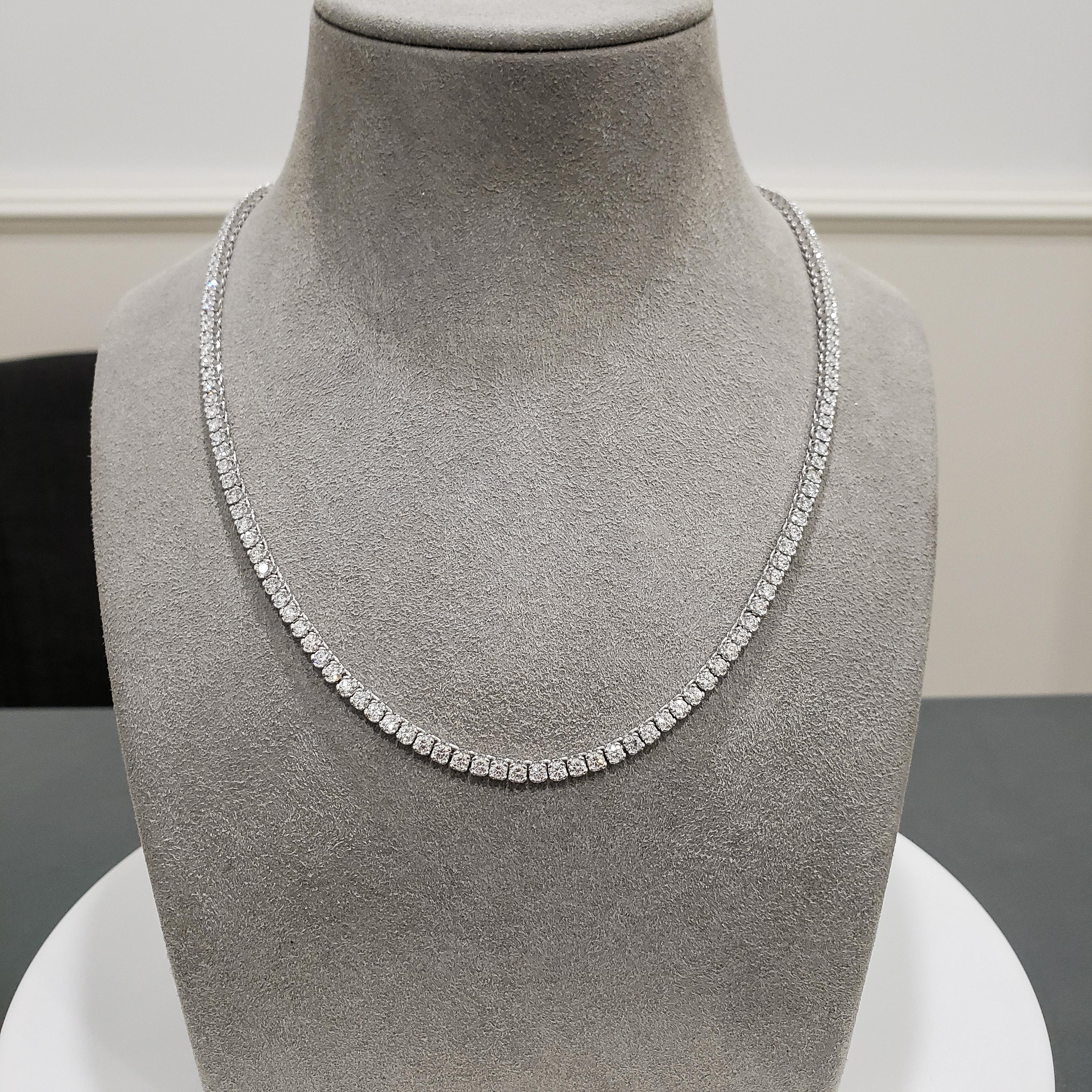 9.80 Carats Total Brilliant Round Cut Diamonds Classic Tennis Necklace For Sale 1