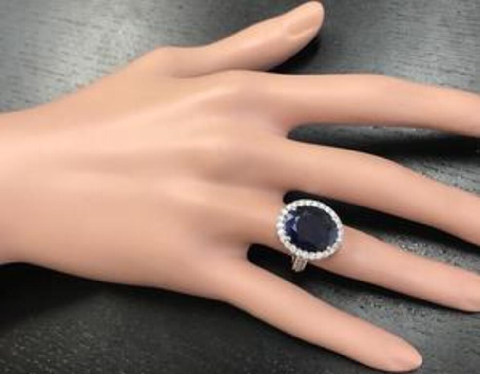 Ring aus 14 Karat massivem Weißgold mit 9,80 Karat natürlichem Saphir und Diamant für Damen oder Herren im Angebot