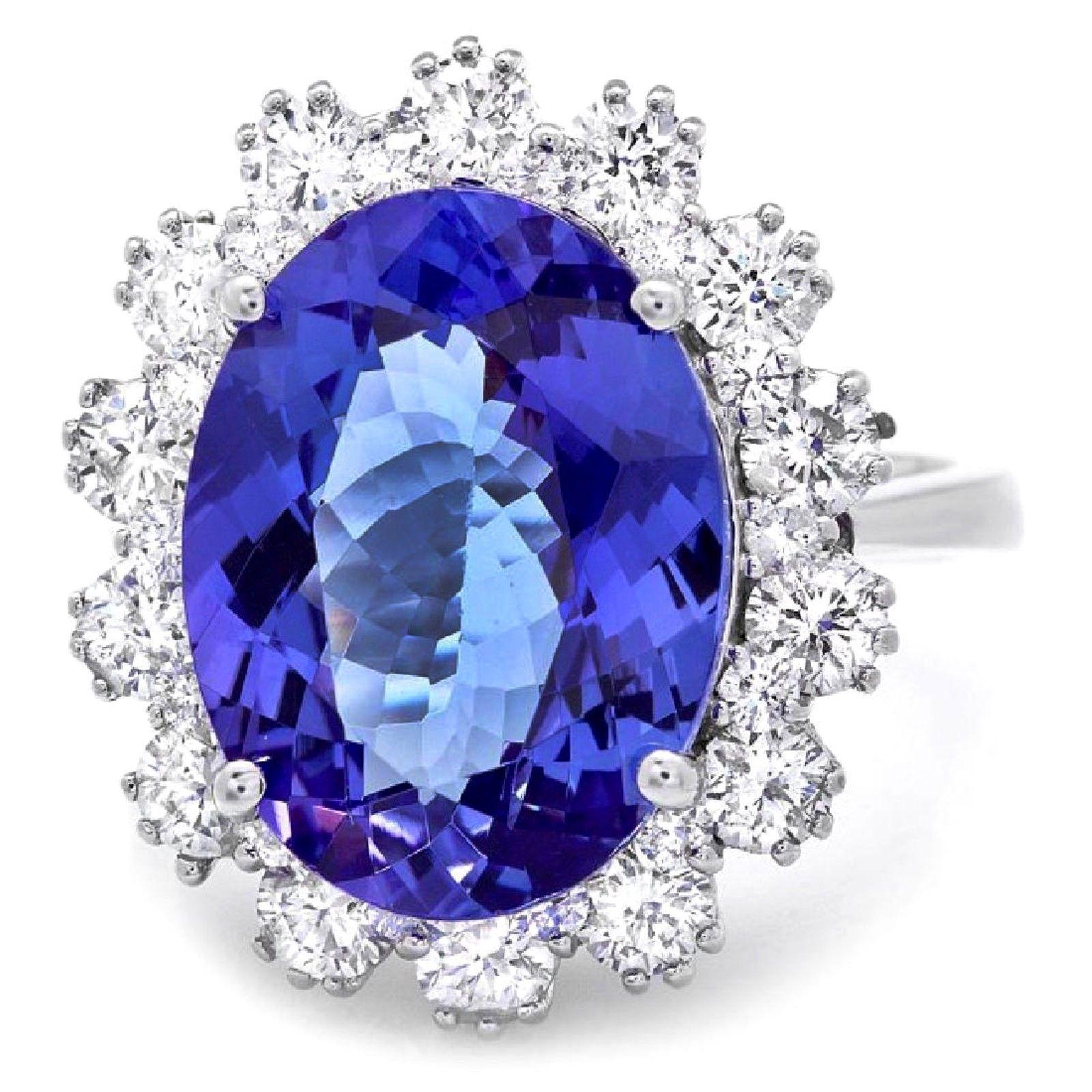 9.80 Carat Natural Tanzanite and Diamond 14 Karat Solid White Gold Ring In New Condition For Sale In Los Angeles, CA