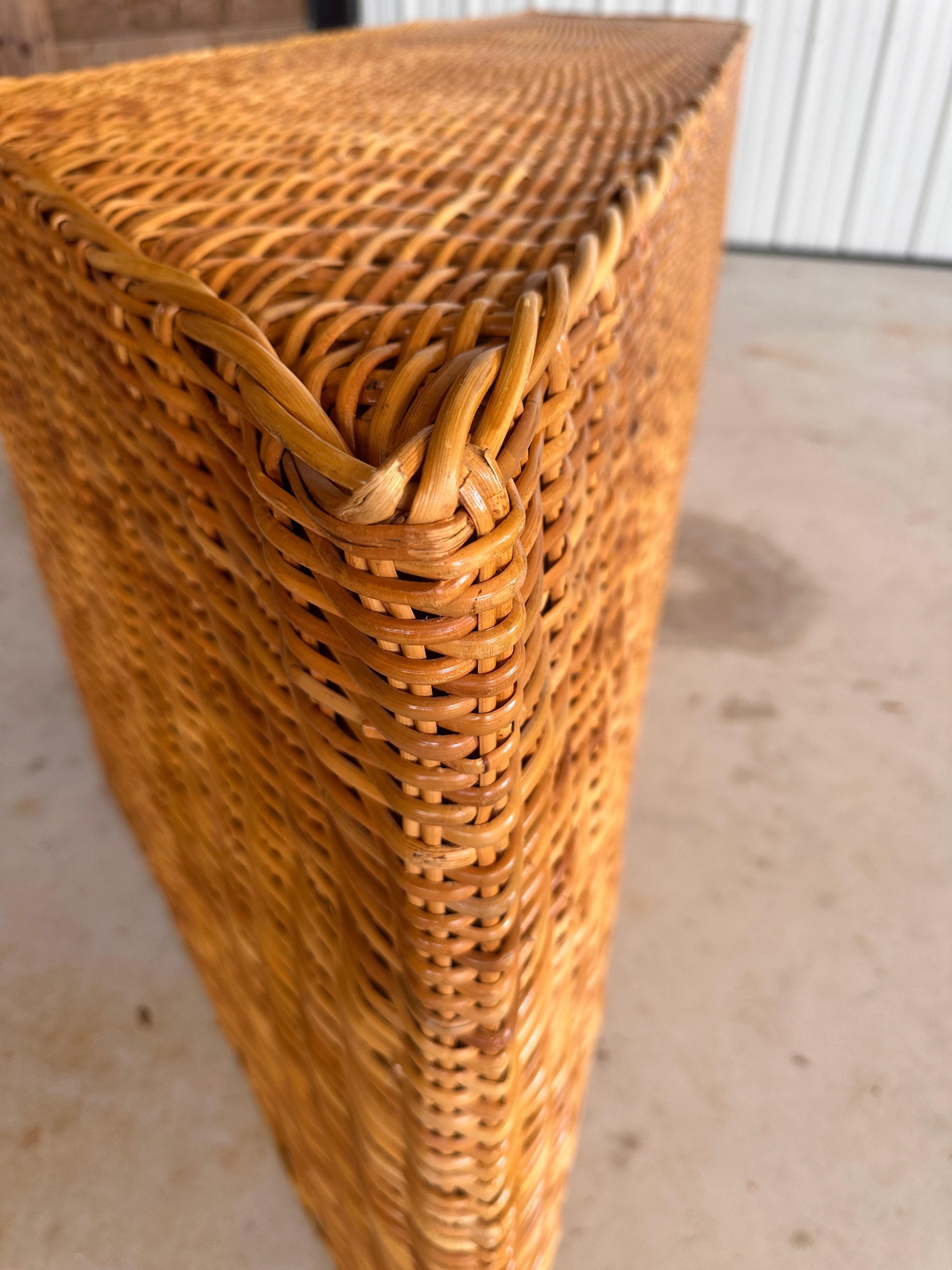 1980’s Monumental Organic Modern Large Braid Rattan Console/Partner Desk en venta 3