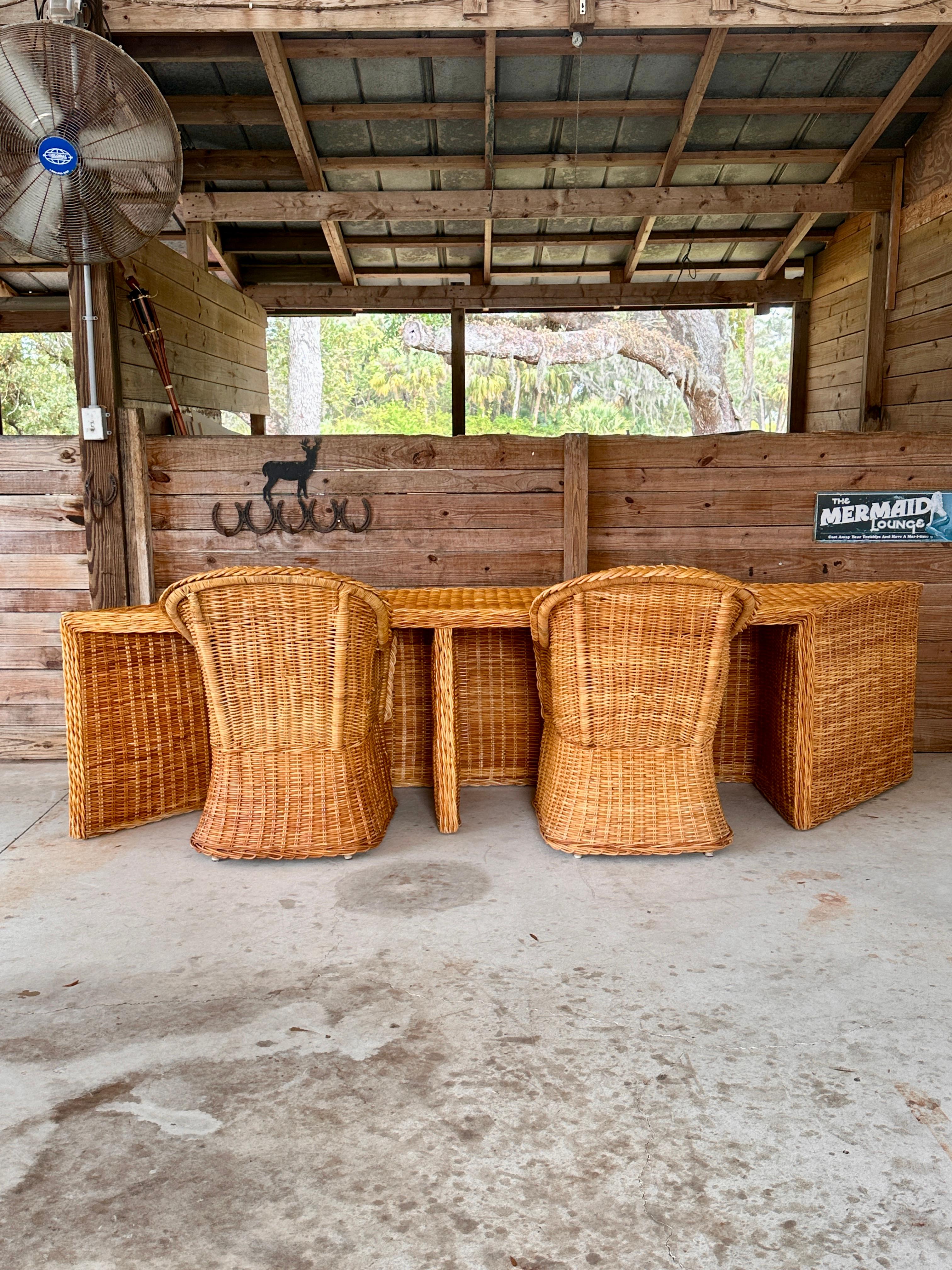 1980’s Monumental Organic Modern Large Braid Rattan Console/Partner Desk en Bueno estado para la venta en North Fort Myers, FL