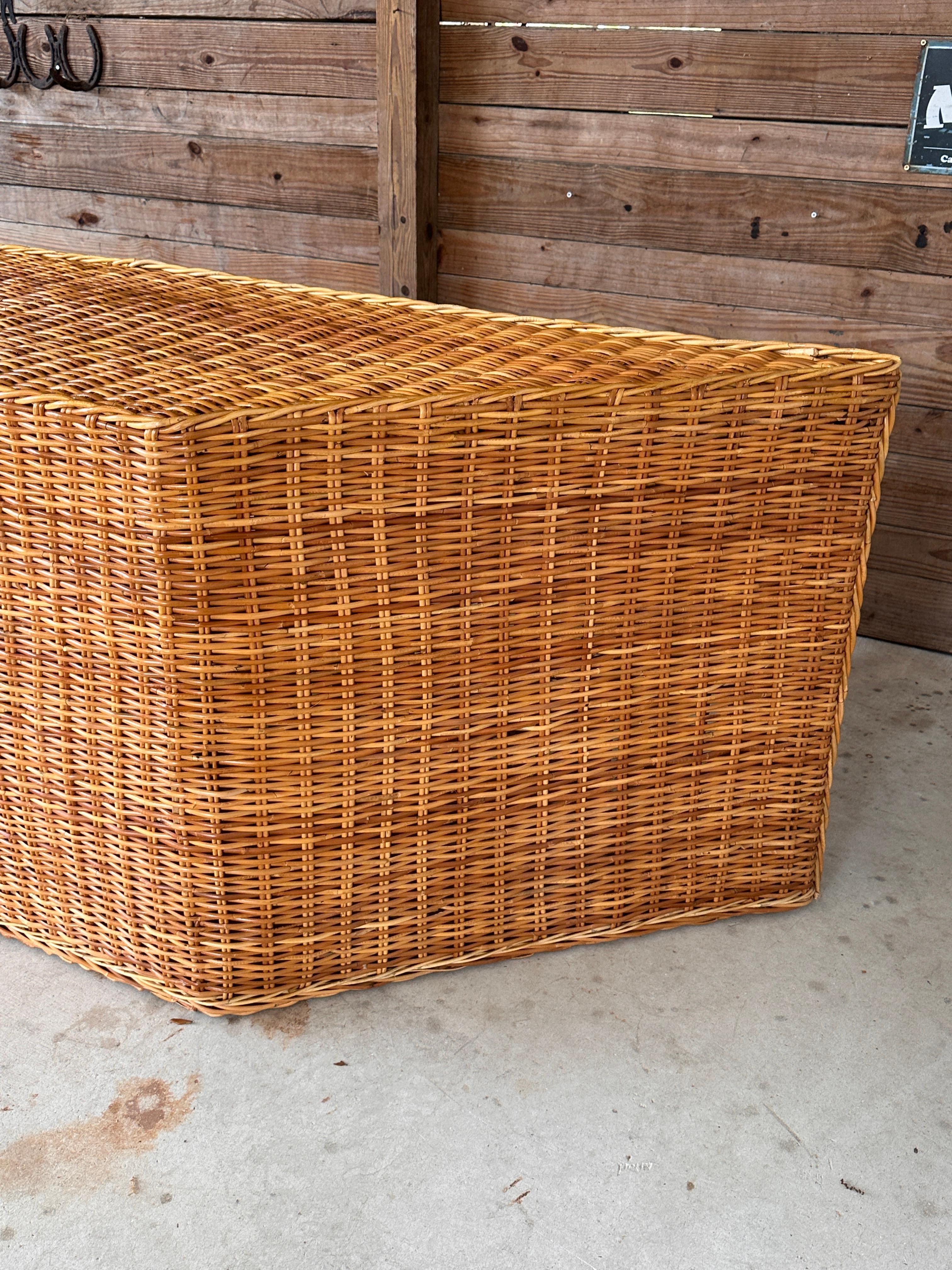 1980’s Monumental Organic Modern Large Braid Rattan Console/Partner Desk en venta 1