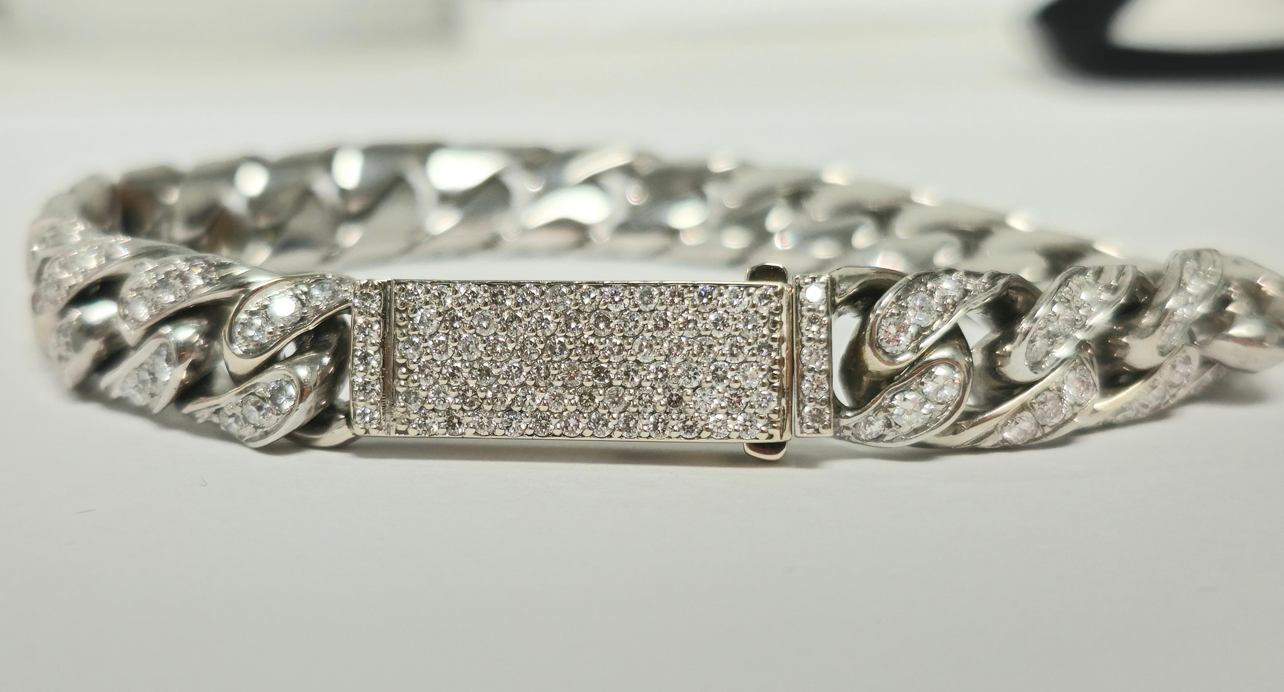 9.82ct Diamond Cuban Link in 18k White Gold Unisex Bracelet In Excellent Condition For Sale In Miami, FL