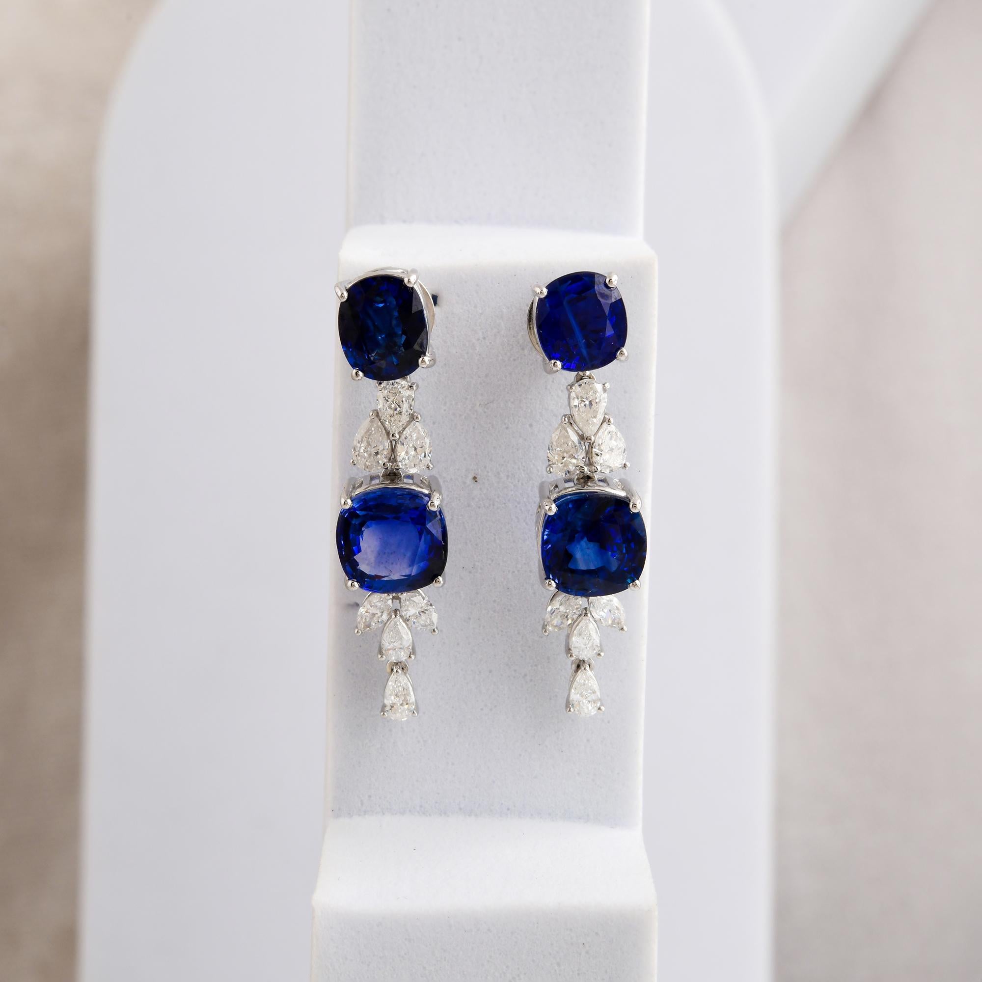 Pendientes Colgantes Zafiro Azul 9,83 Quilates Diamante 1,40 Quilates Oro Blanco 18 Kilates en Nuevo estado para la venta en Diera, AE