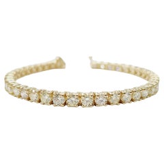 9.84 Carat Natural Diamond Tennis Bracelet 14 Karat Yellow Gold