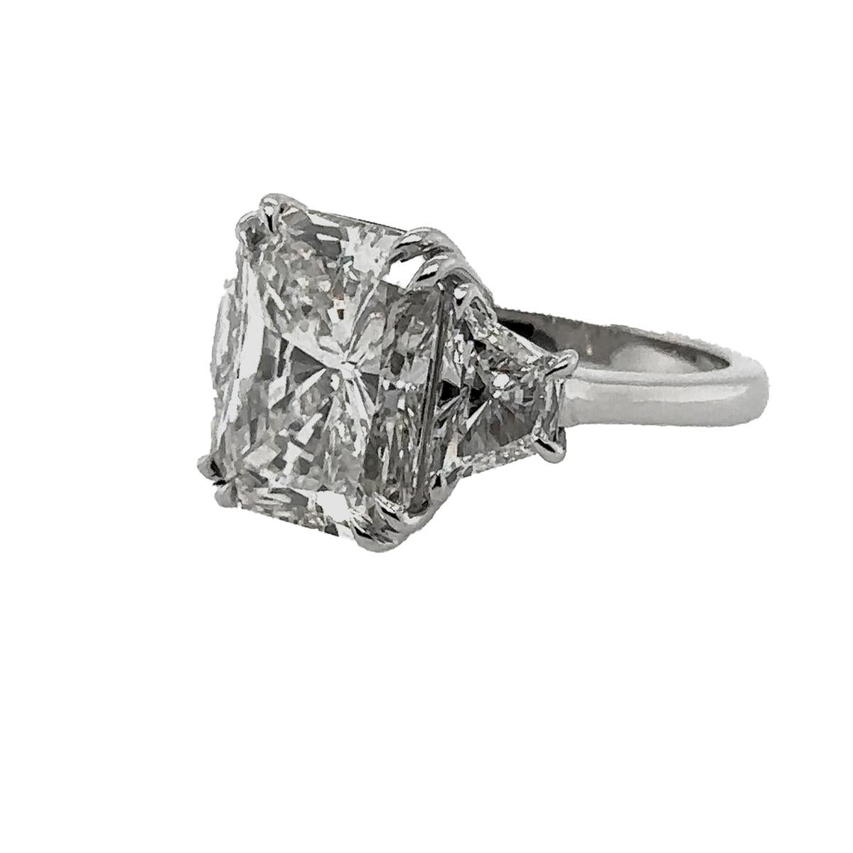 Radiant Cut 9.84 Carat TW Platinum Diamond Ring For Sale