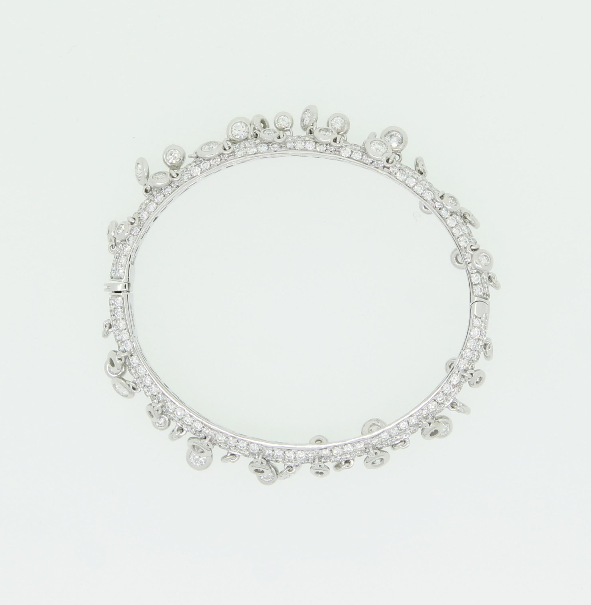 9.85 Carat Dangling White Diamonds Cuff Bracelets For Sale 3