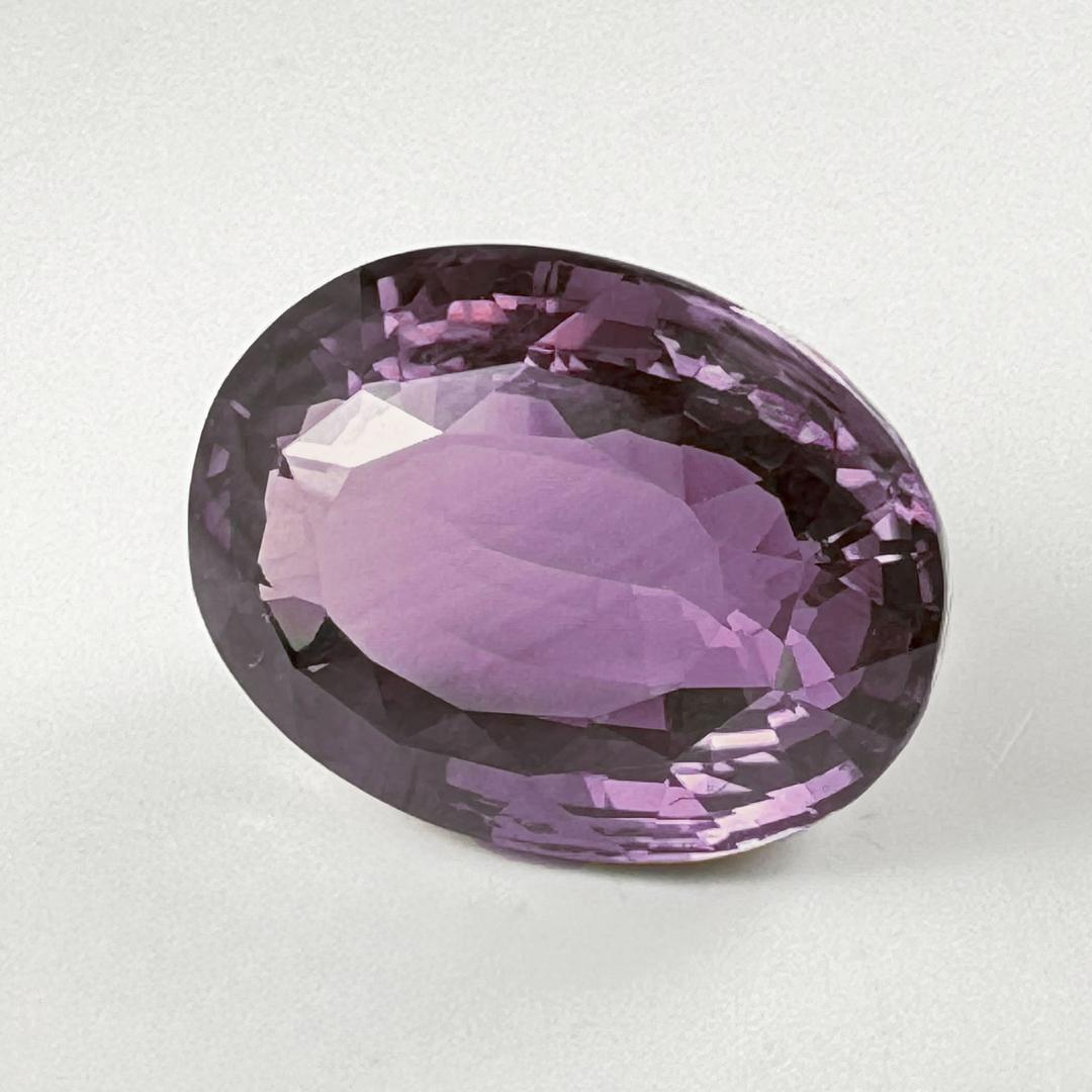 Oval Cut GIA Certified 9.85 Carat Natural Color Change Alexandrite For Sale