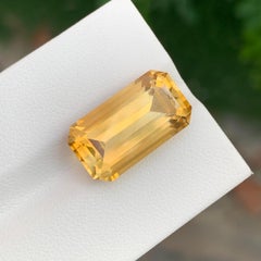 9.85 Carat Natural Loose Yellow Citrine Emerald Shape Gem For Necklace