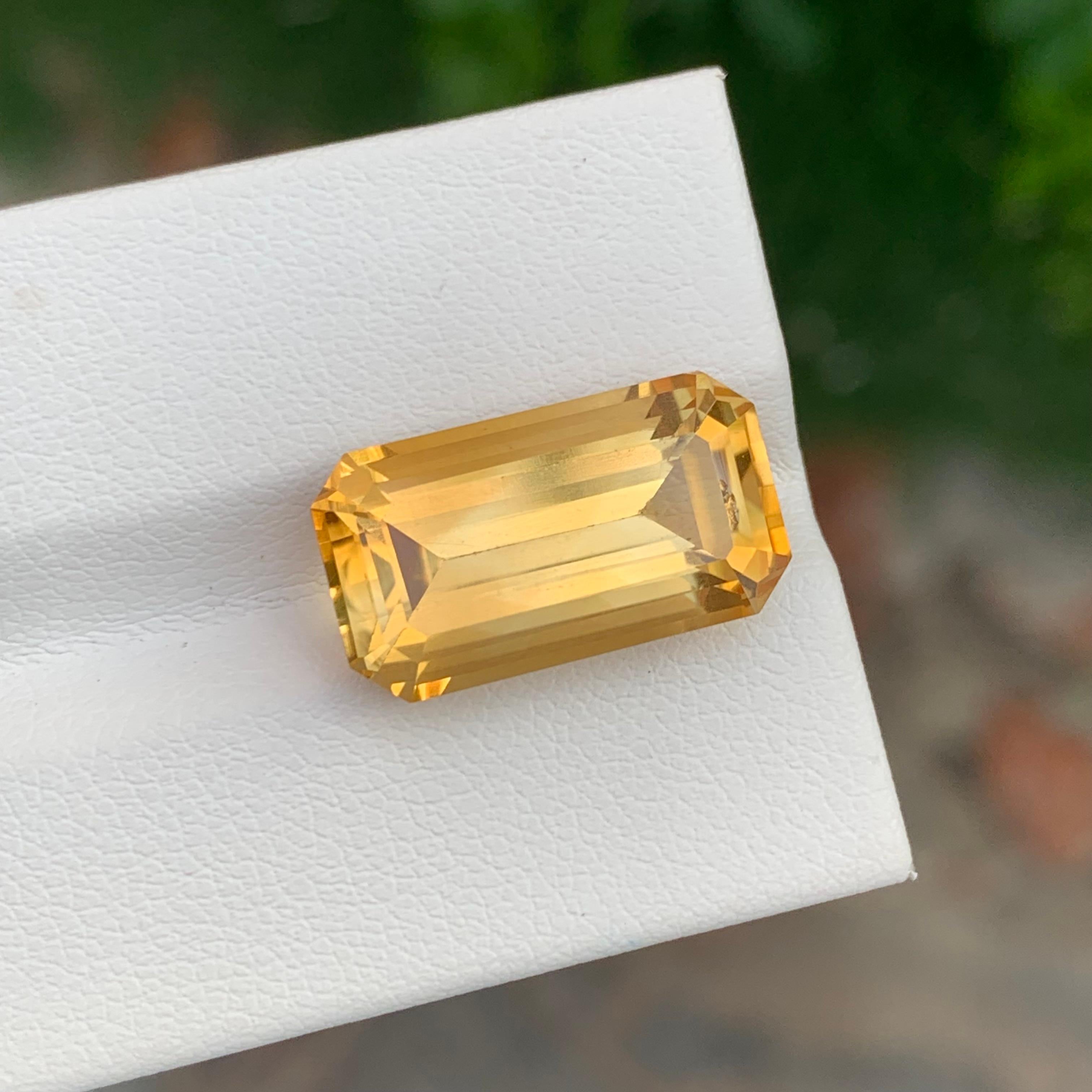 Emerald Cut 9.85 Carat Natural Loose Yellow Citrine Emerald Shape Gem For Necklace For Sale