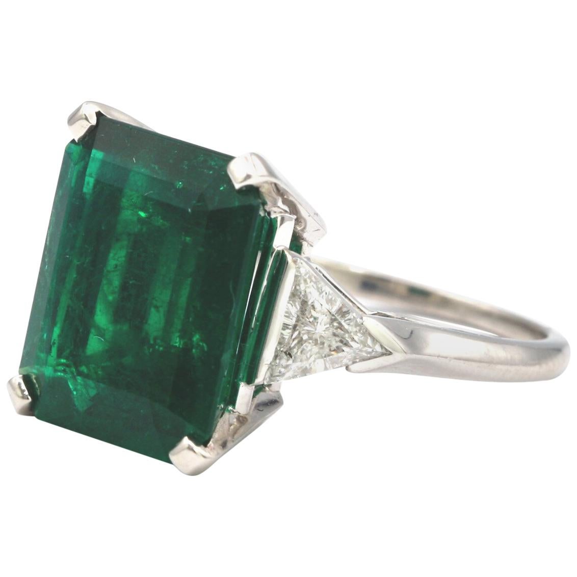 9.85 Carat Van Cleefs & Arpels Colombian Emerald Ring