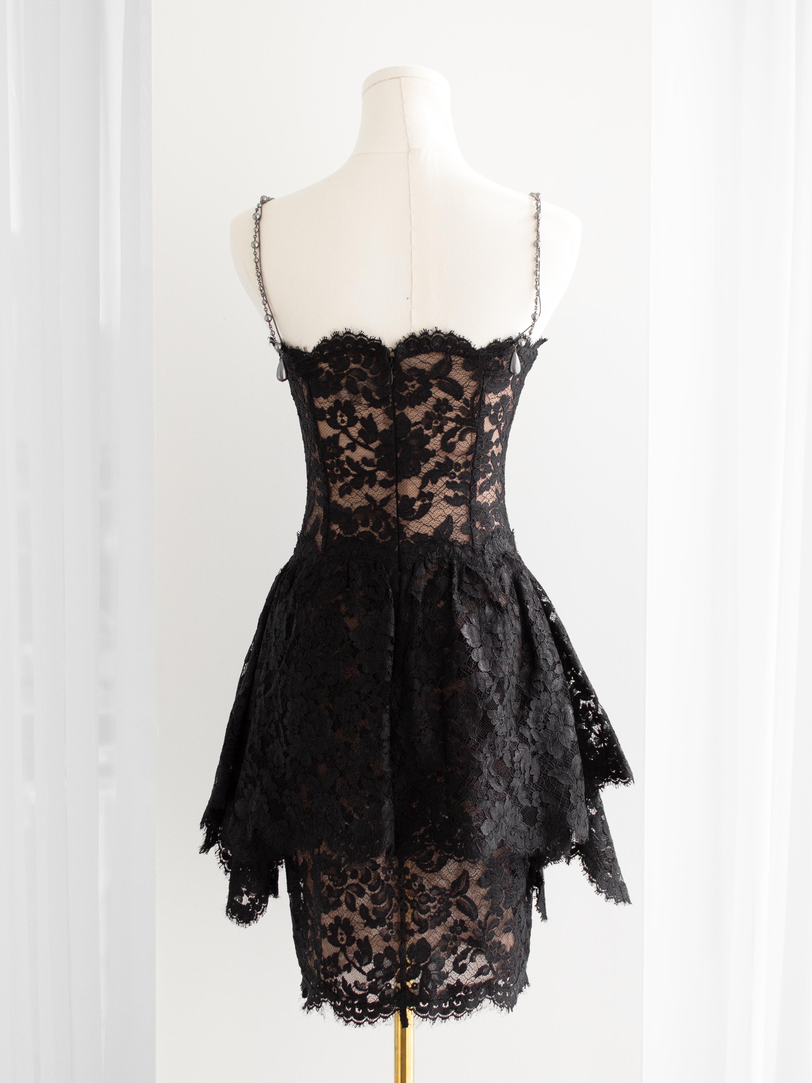 $9850 Chanel F/W 2018 Black Lace Flower Pearl Peplum Embellished 18K Mini Dress 3