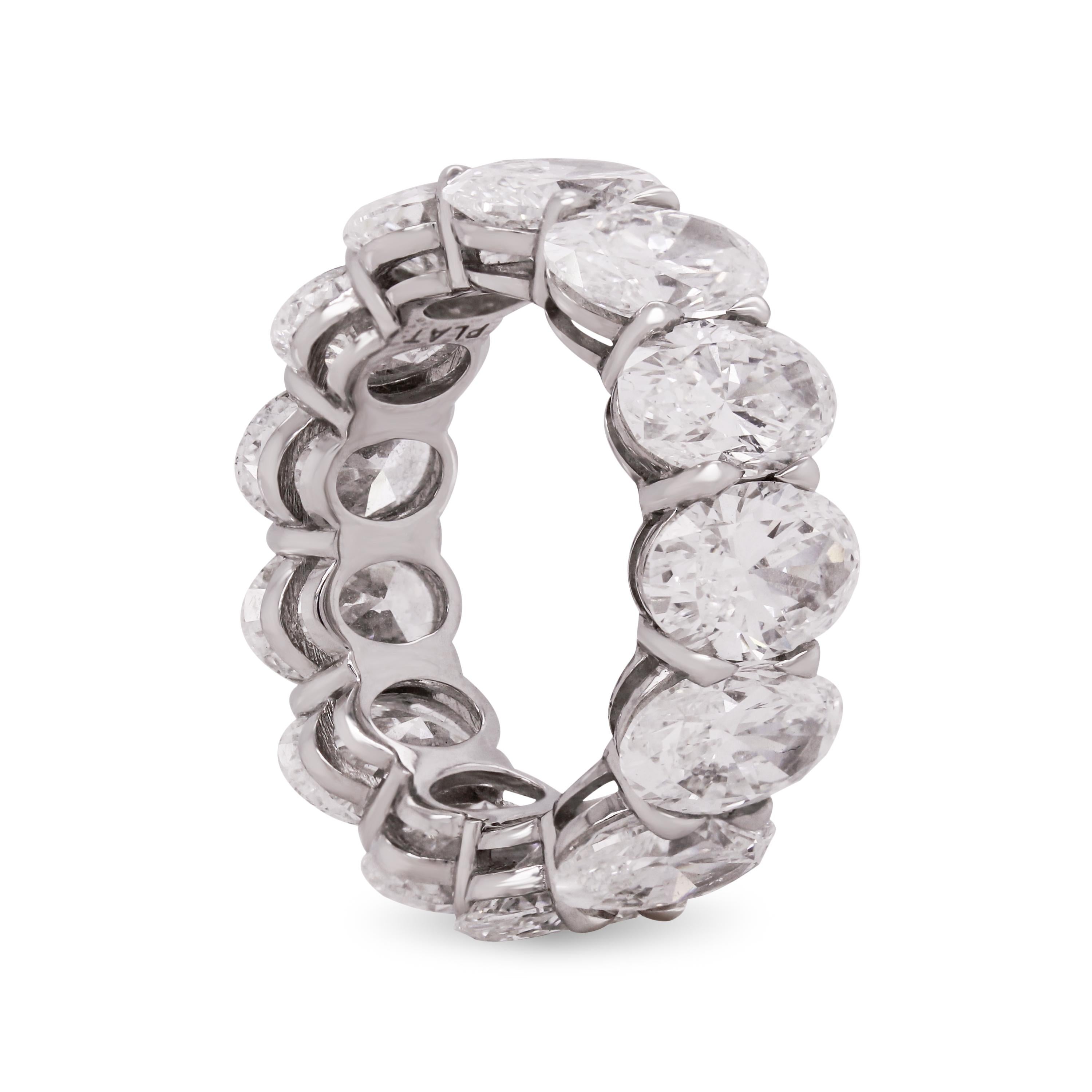 9.86 Carat Oval Cut Diamonds Sharing Prong Platinum Eternity Band

Crafted in Platinum, showcasing 13 oval-cut diamonds weighing 9.86 carats total. Diamonds range from F-G color, VS2-SI1 clarity. Each diamond was carefully matched. Diamonds average