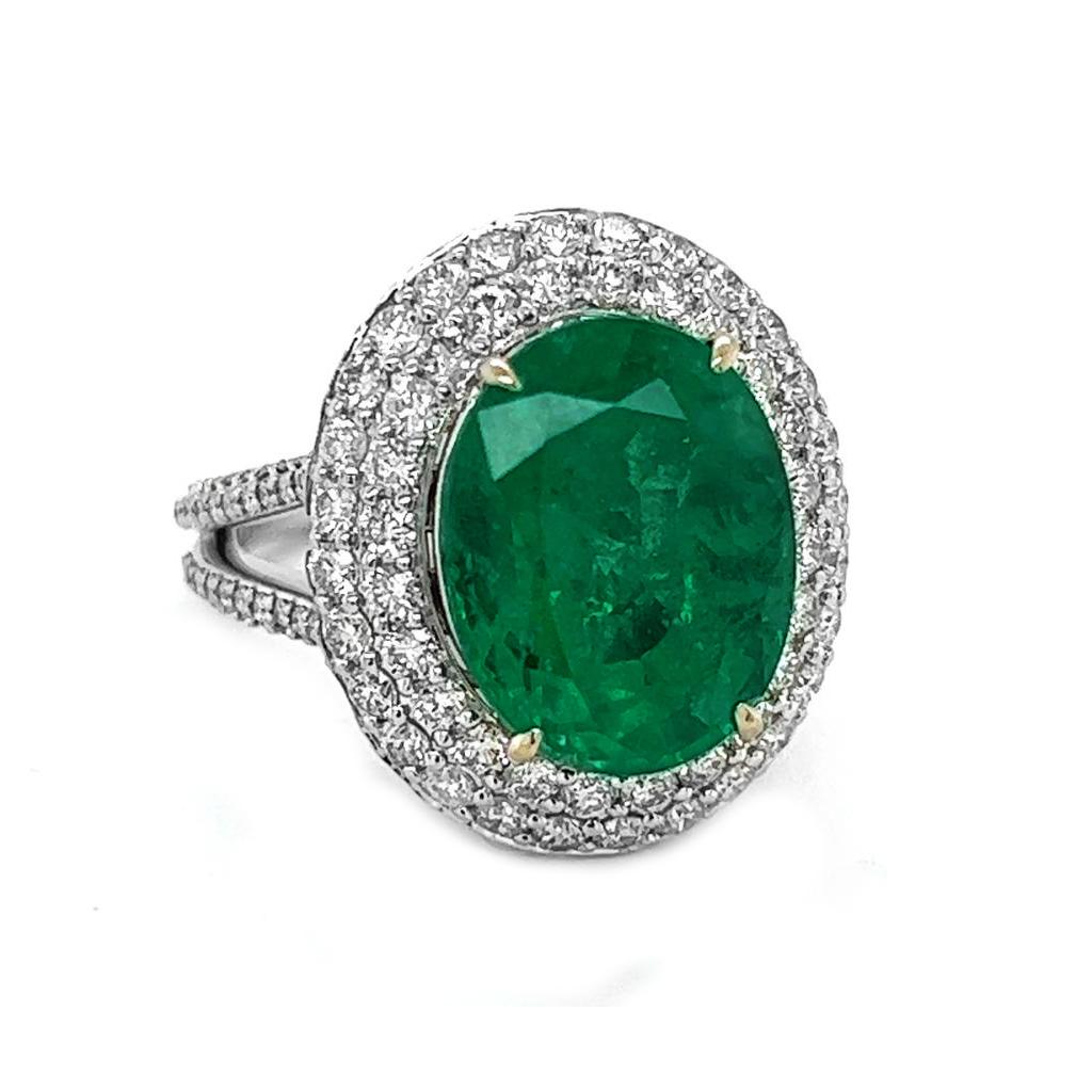 Exquisite 9.87 Total Weight Natural Mined Oval Emerald Diamond Halo Cocktail Ring - 18KT White Gold

Description:
Elevate your style with our Exquisite 9.87 Total Weight Natural Mined Oval Emerald Diamond Halo Cocktail Ring, meticulously crafted in