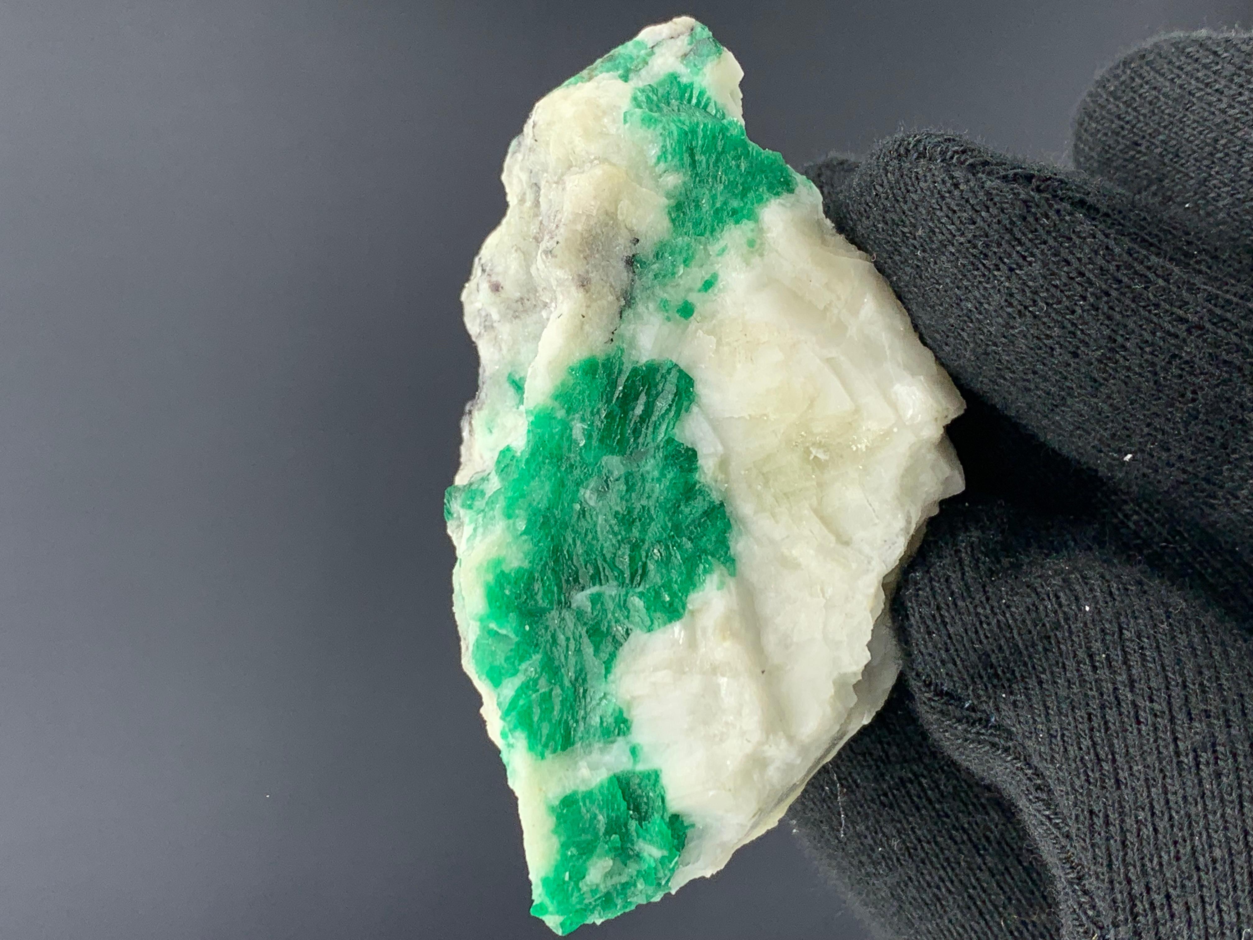 98.71 Gram Gorgeous Emerald Specimen From Swat Valley, Pakistan 

Weight: 98.71 Gram 
Dimension: 6.6 x 4.3 x 3.1 Cm
Origin: Swat Valley, Khyber Pakhtunkhwa Province, Pakistan 

Emerald has the chemical composition Be3Al2(SiO3)6 and is classified as