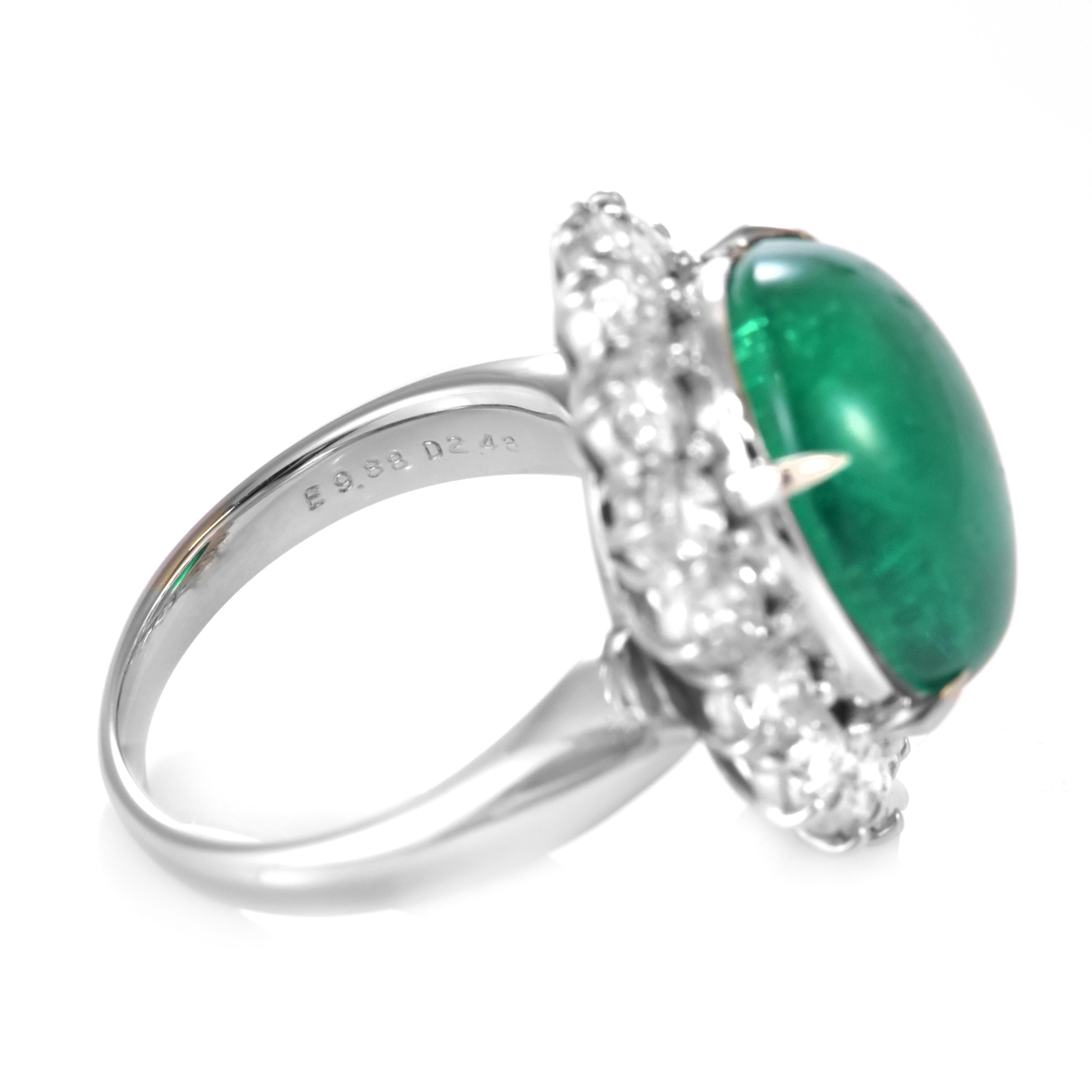 Anello con smeraldo naturale Colombain da 9,88 carati e diamanti in platino in vendita 2