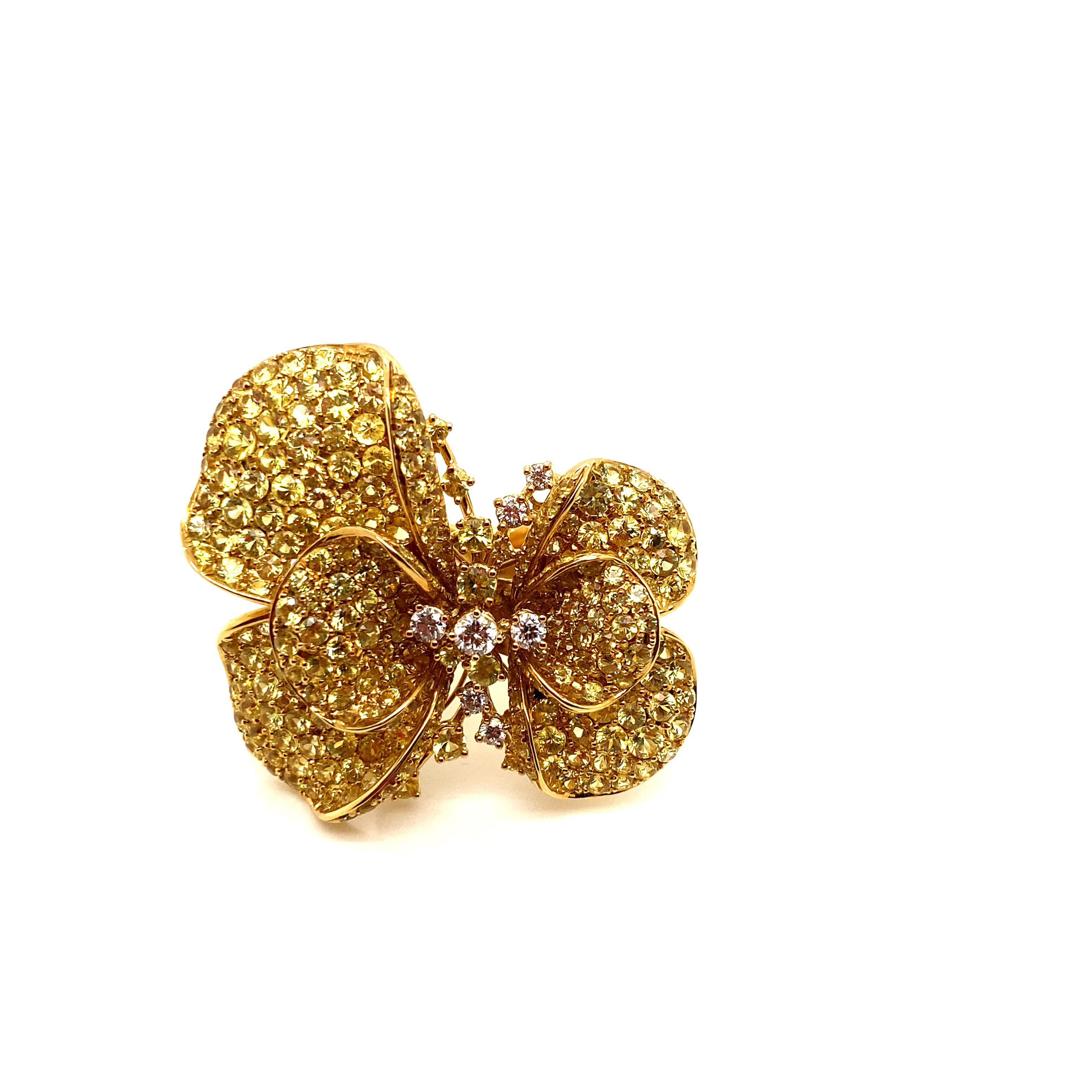 Anillo de zafiro amarillo y diamantes naturales talla redonda de 9,88 quilates Corte redondo en venta