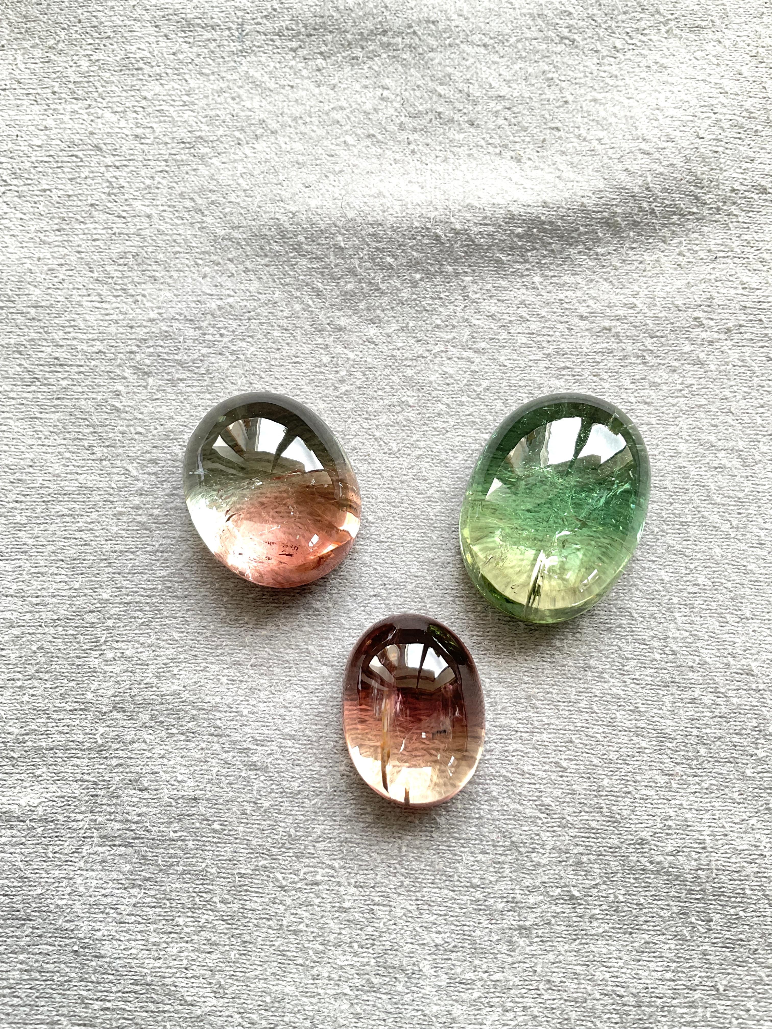 Art Déco 98.90 Carati di tormalina bi-colore ovale cabochon varietà di colore di ottima qualità in vendita