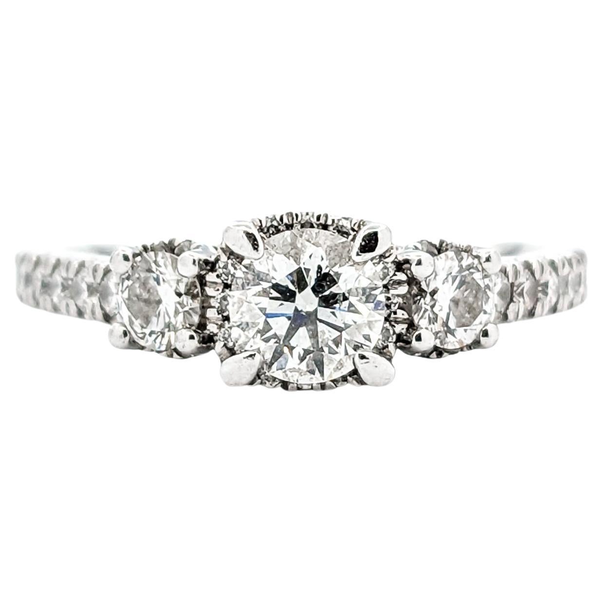 .98ctw Diamond Engagement Ring In White Gold For Sale