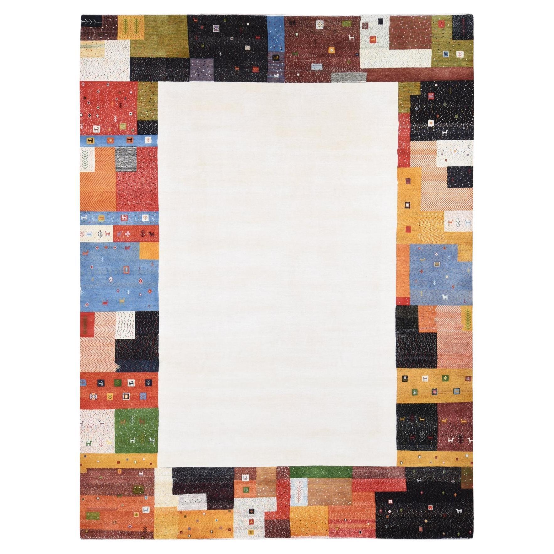 9
8 "x13
5" Marfil, Diseño Folk Art Lori Buft Gabbeh, 100% Lana Anudada a Mano, Alfombra