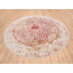 9'8"x9'8" Pink Wool and Pure Silk Hand Knotted Persian Erased Design Round Rug