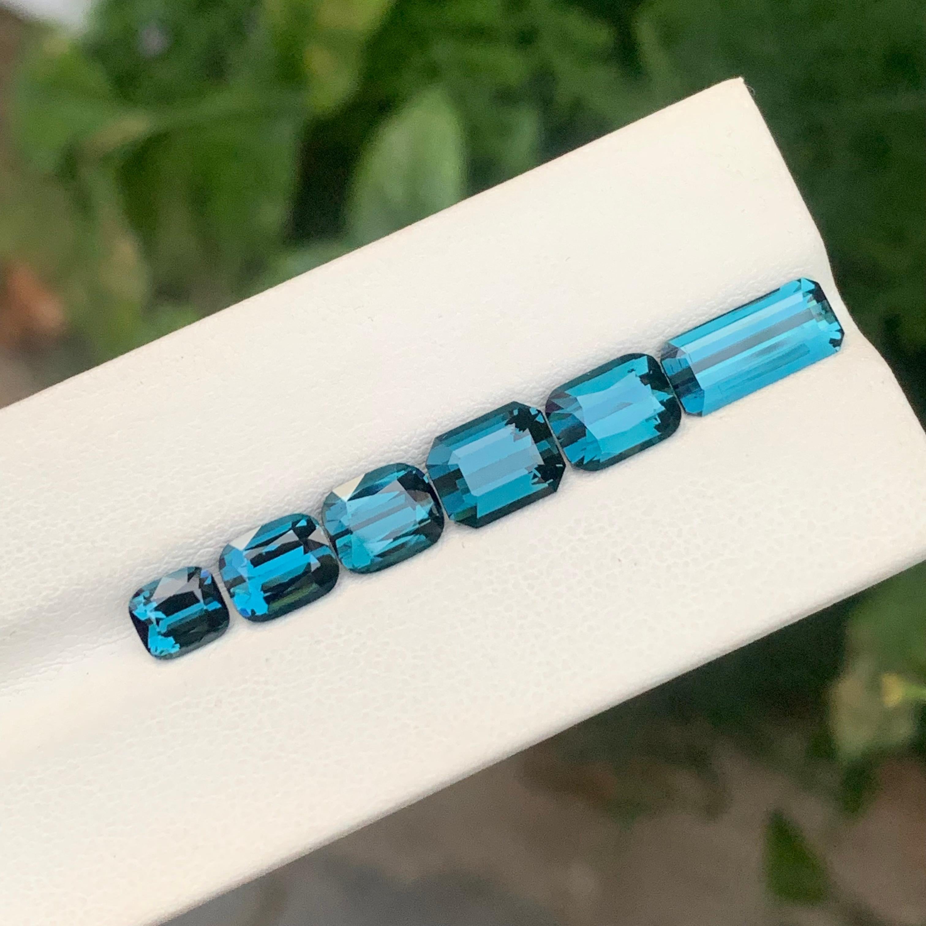 Women's or Men's 9.90 Carat Natural Loose Indicolite Tourmalines Lot Gemstones For Sale