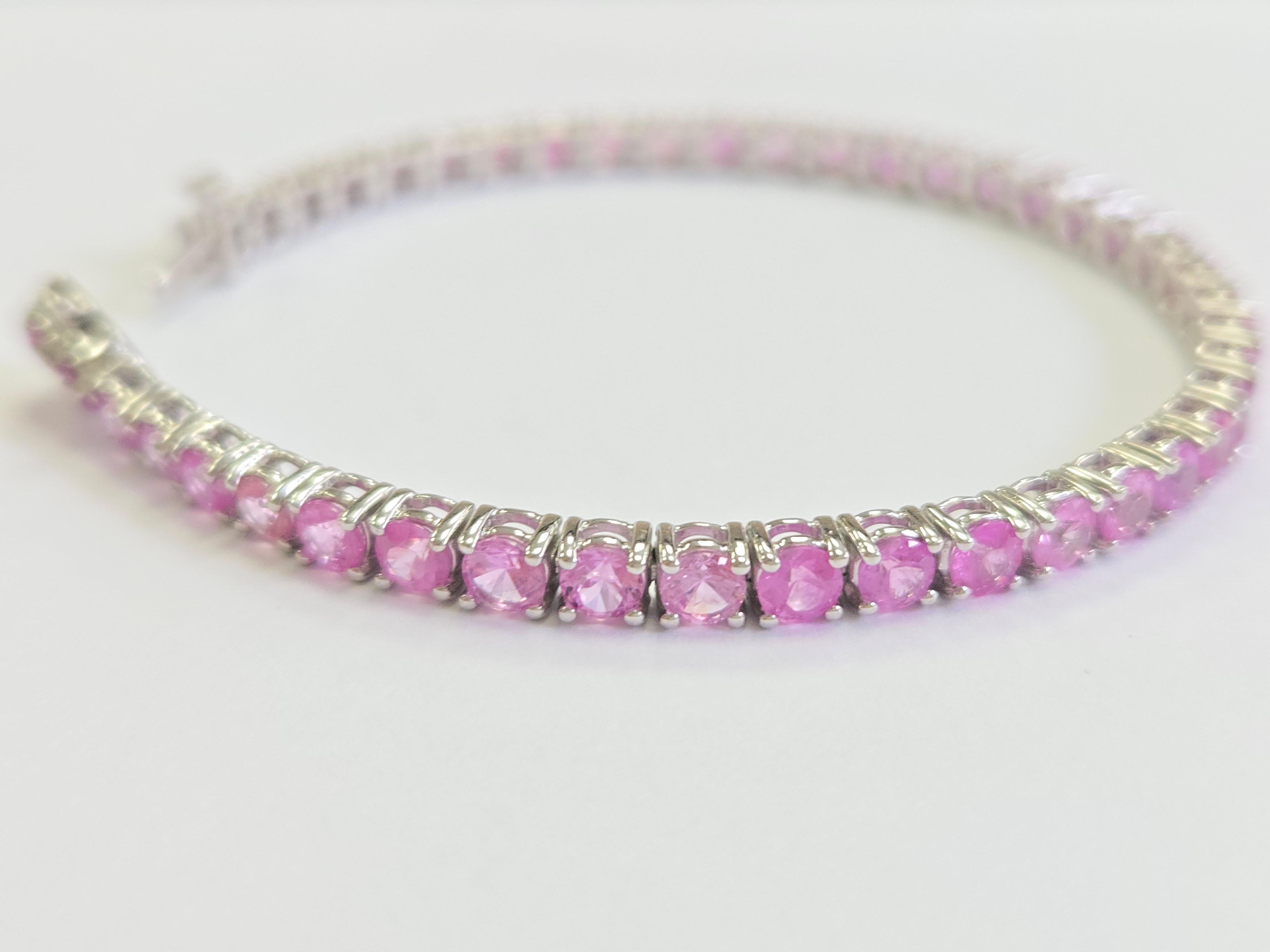 Pulsera de tenis de zafiro rosa natural de 9,90 quilates en oro blanco de 14 quilates en venta 1