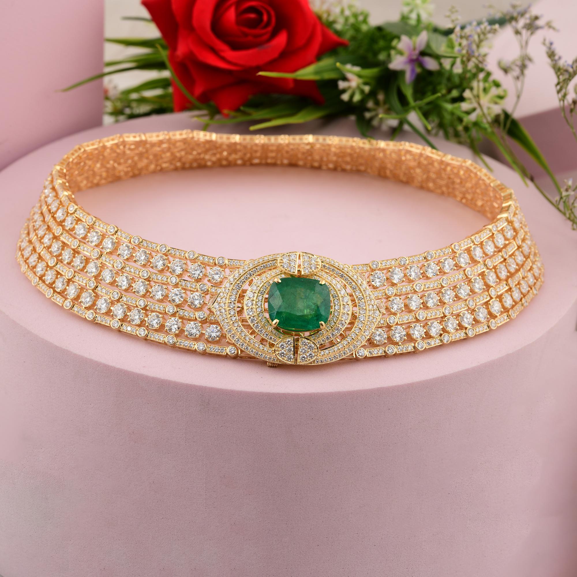 Women's or Men's 9.90 Carat Zambian Emerald 25.75 Ct SI/H Diamond 18k Yellow Gold Choker Necklace For Sale