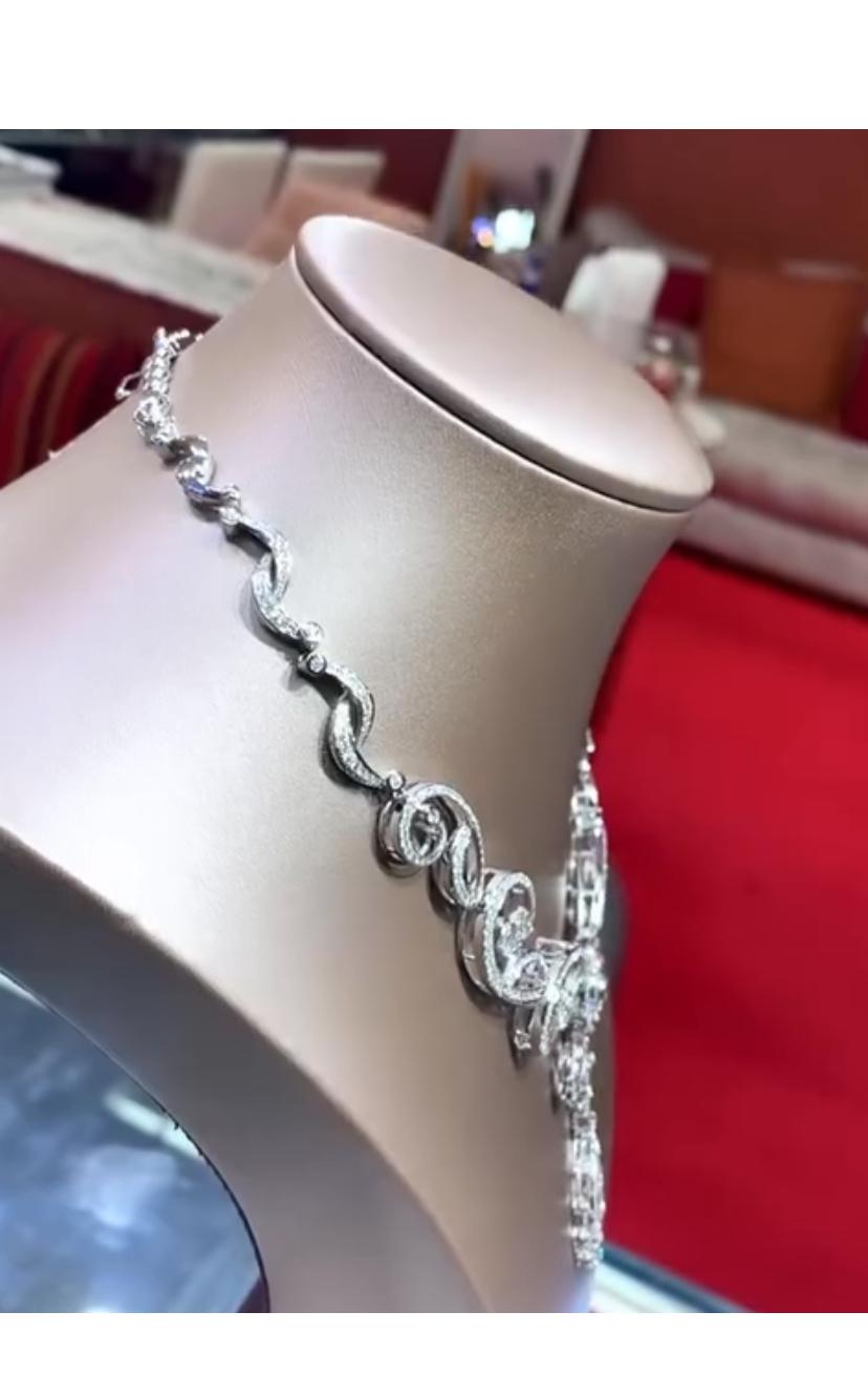 Donna Collana in oro 18K con diamanti naturali da 9,90 carati in vendita