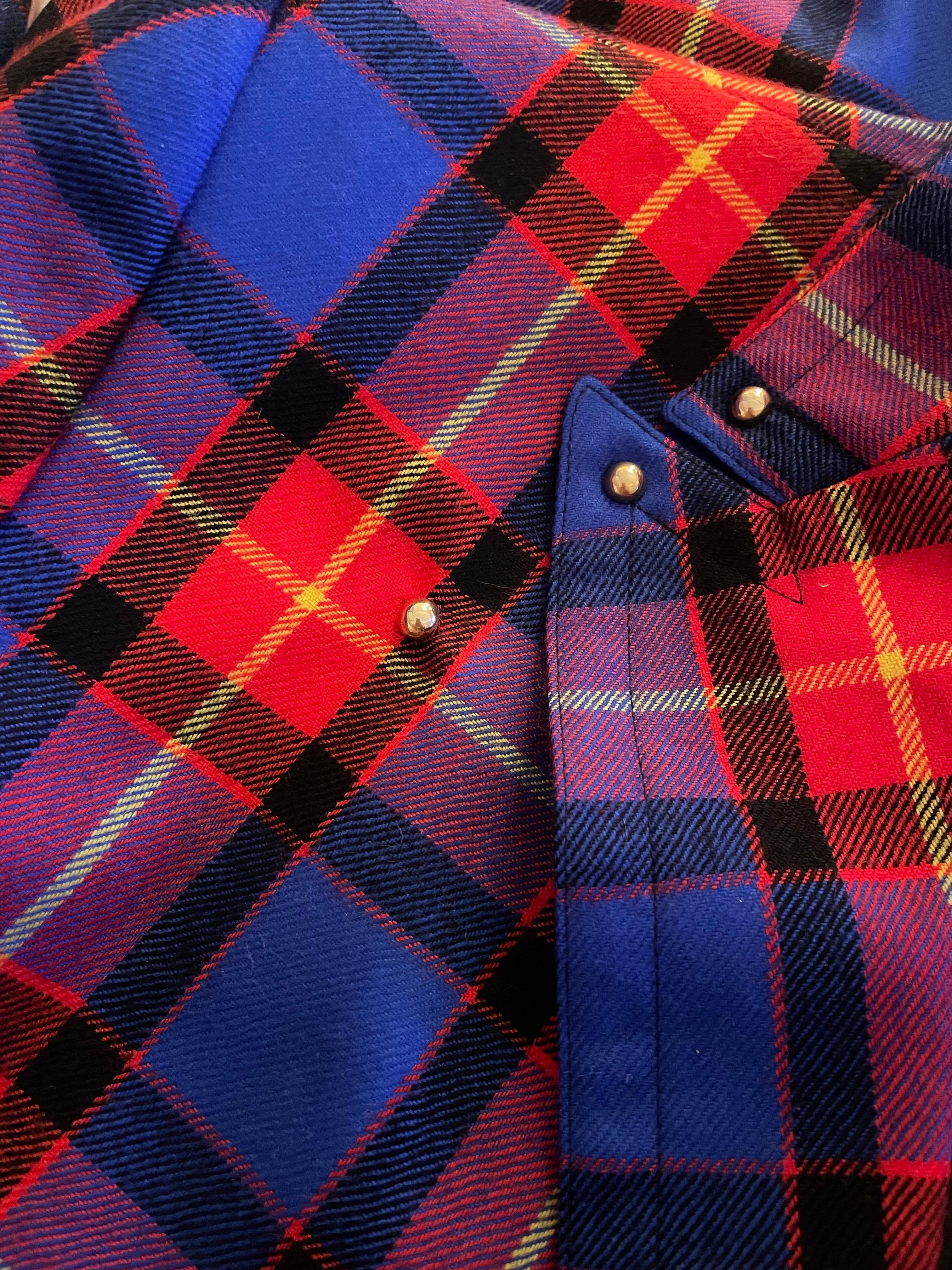 990s Vintage Escada by Margaretha Ley tartan oversized blazer For Sale 4