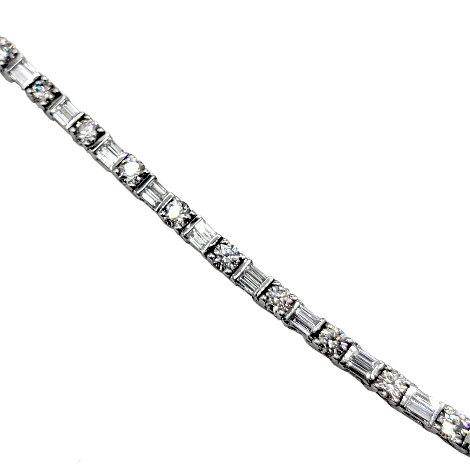 Pulsera de Tenis de Platino con Diamantes Redondos/Baguette de 9,91 Quilates Corte redondo en venta