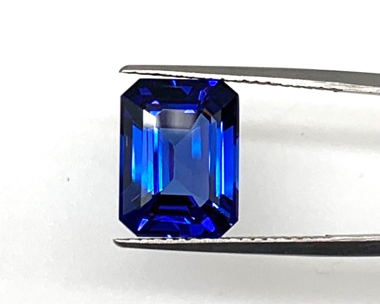 9.91 Carat Tanzanite Emerald Cut, Loose Gemstone For Sale 1