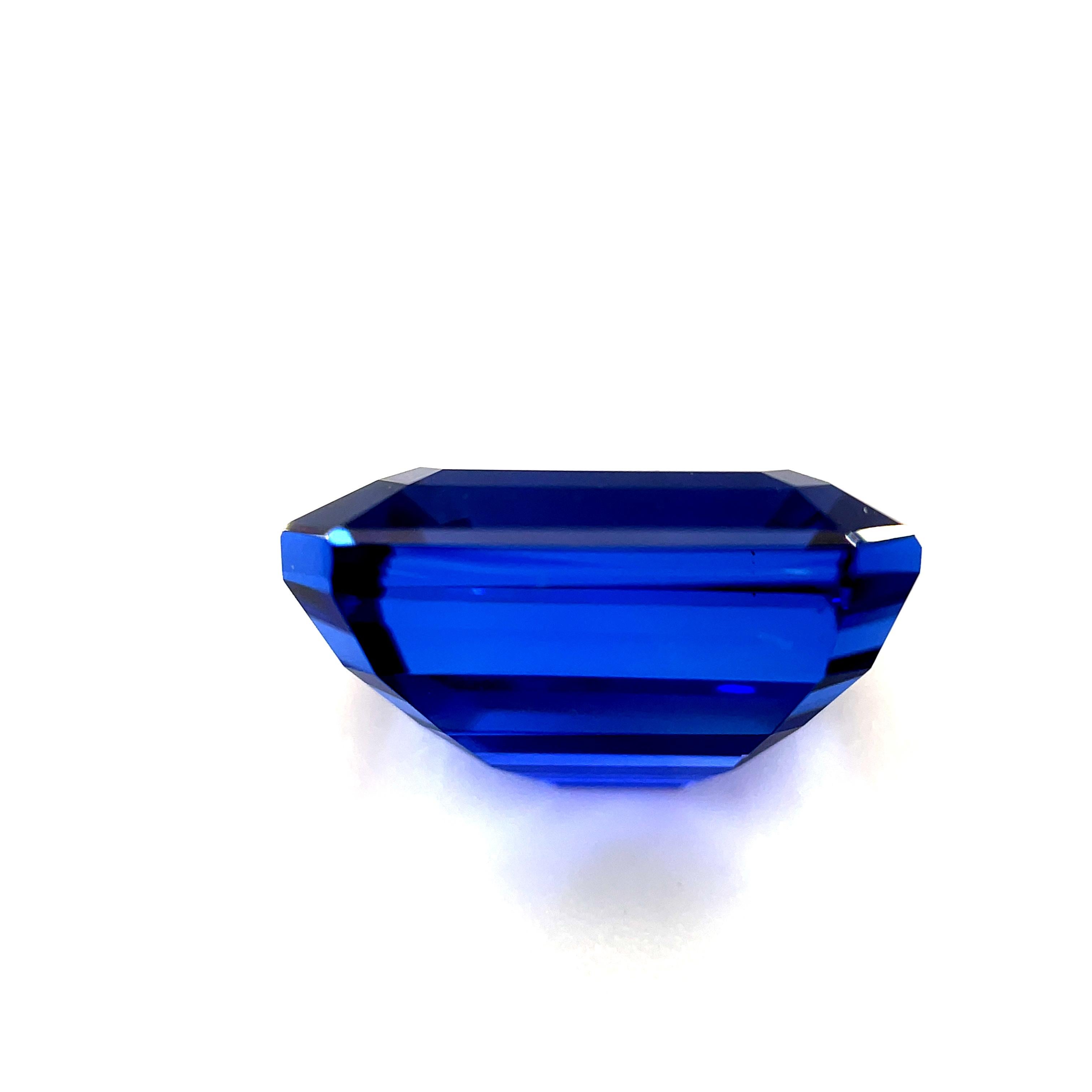 Women's or Men's 9.91 Carat Tanzanite Emerald Cut, Loose Gemstone For Sale