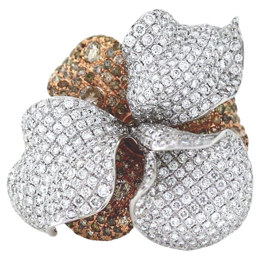 9.921ctw Round Brilliant Cut Two-Tone Diamond Floral Pave Ring For Sale