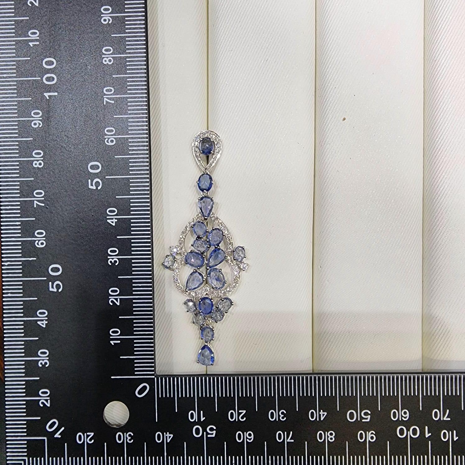 9.94Ct Jahrgang  Blauer Saphir und Diamant-Ohrring aus 18 Karat Weißgold im Angebot 4