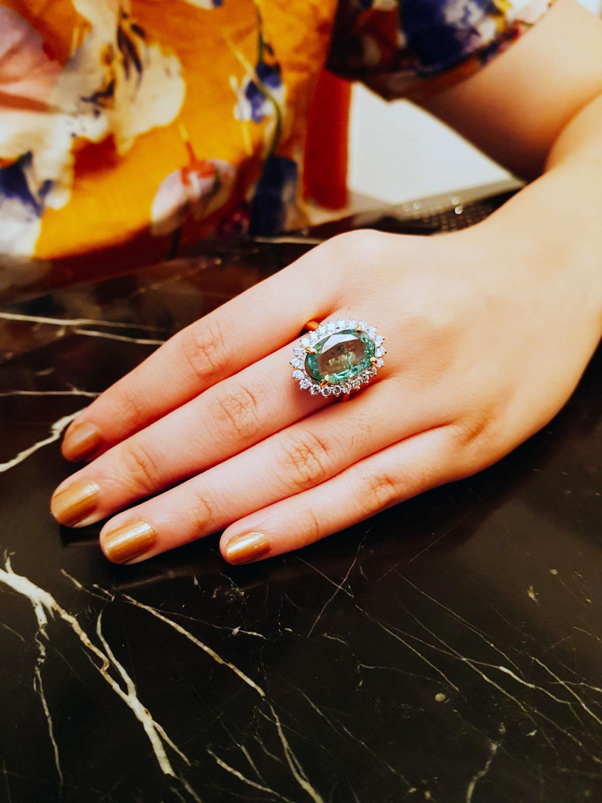 9.95 Carat Emerald and Diamond Ring For Sale 4