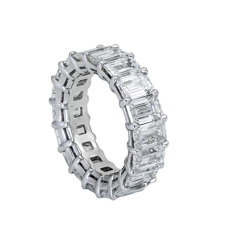 9.95 Carat Emerald Cut Diamond Eternity Wedding Band For Sale at 1stDibs