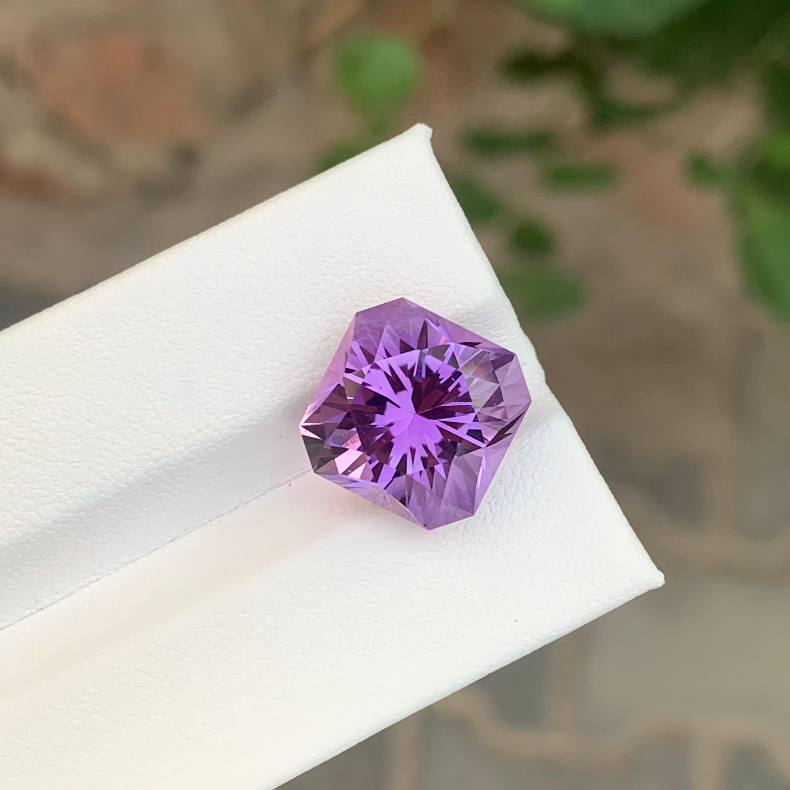 Arts and Crafts 9.95 Carat Natural Loose Amethyst Square Shape Gemstone For Sale
