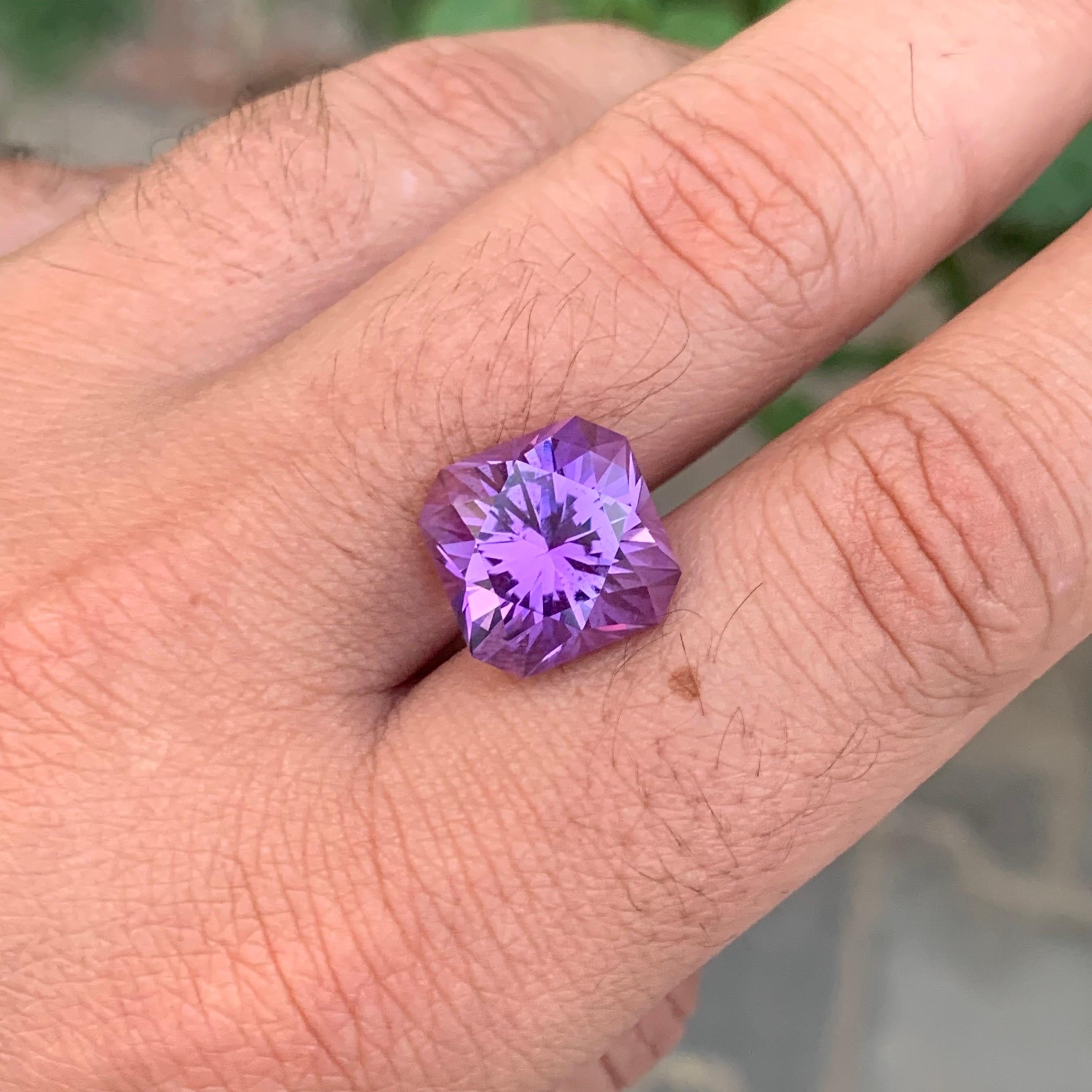 9.95 Carat Natural Loose Amethyst Square Shape Gemstone For Sale 1