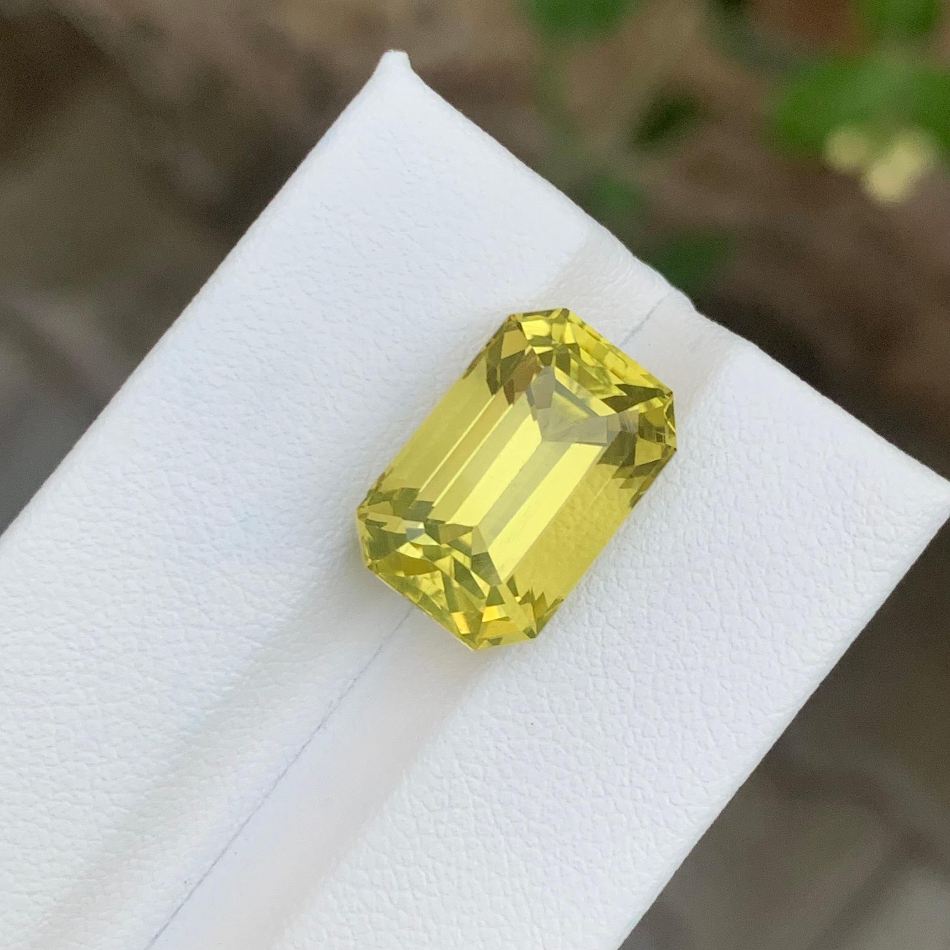 9.95 Carat Natural Loose Lemon Quartz Emerald Shape Gemstone For Sale 5