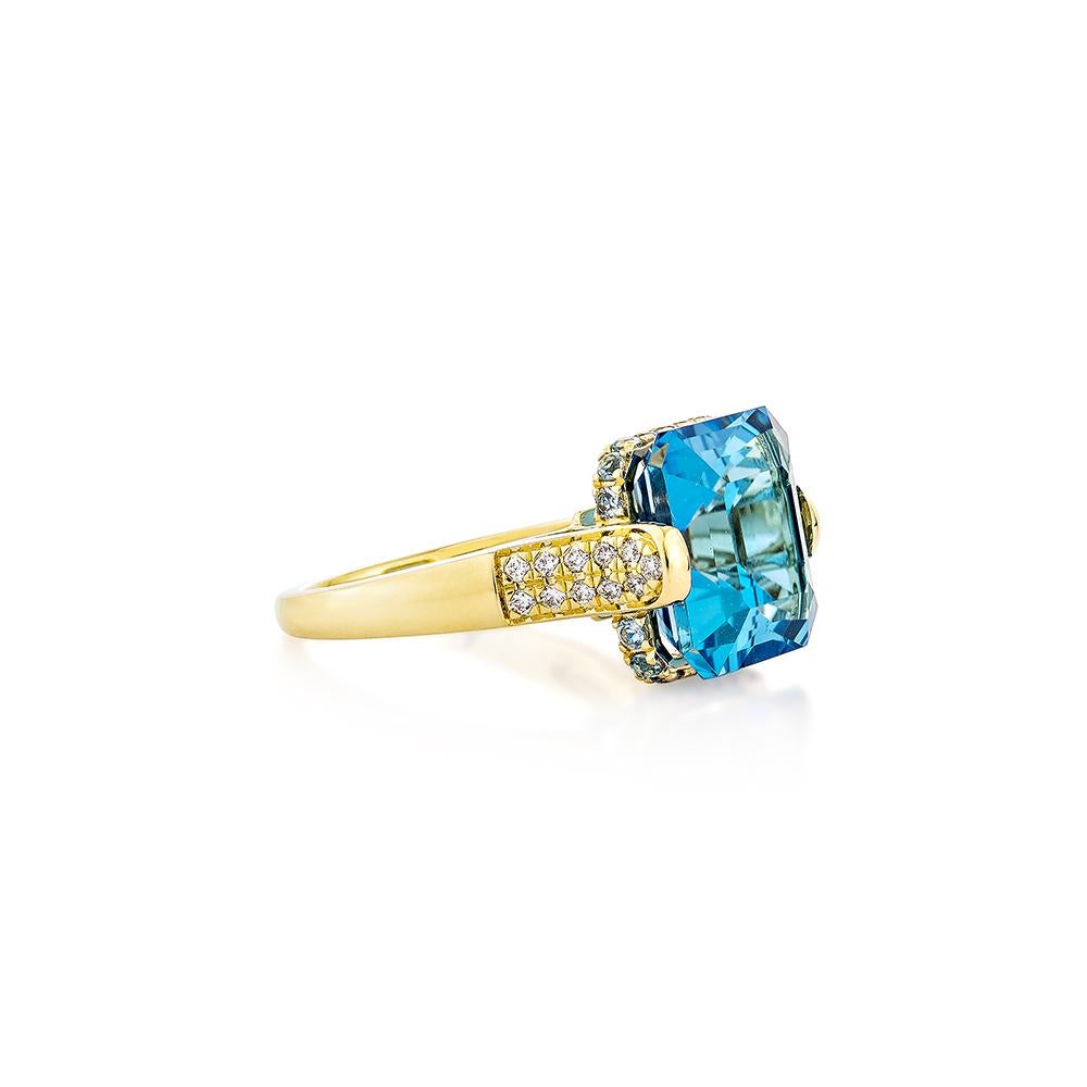 Presented A beautiful selection of jewels, including Swiss Blue Topaz, London Blue Topaz, and Citrine, is ideal for people who respect quality and wish to wear it to any occasion or party. One of them is a yellow gold Swiss Blue topaz ring with a
