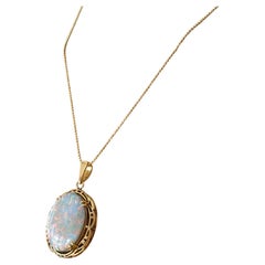 9.95 ct Natural Opal Pendant Necklace in 18k Yellow Gold