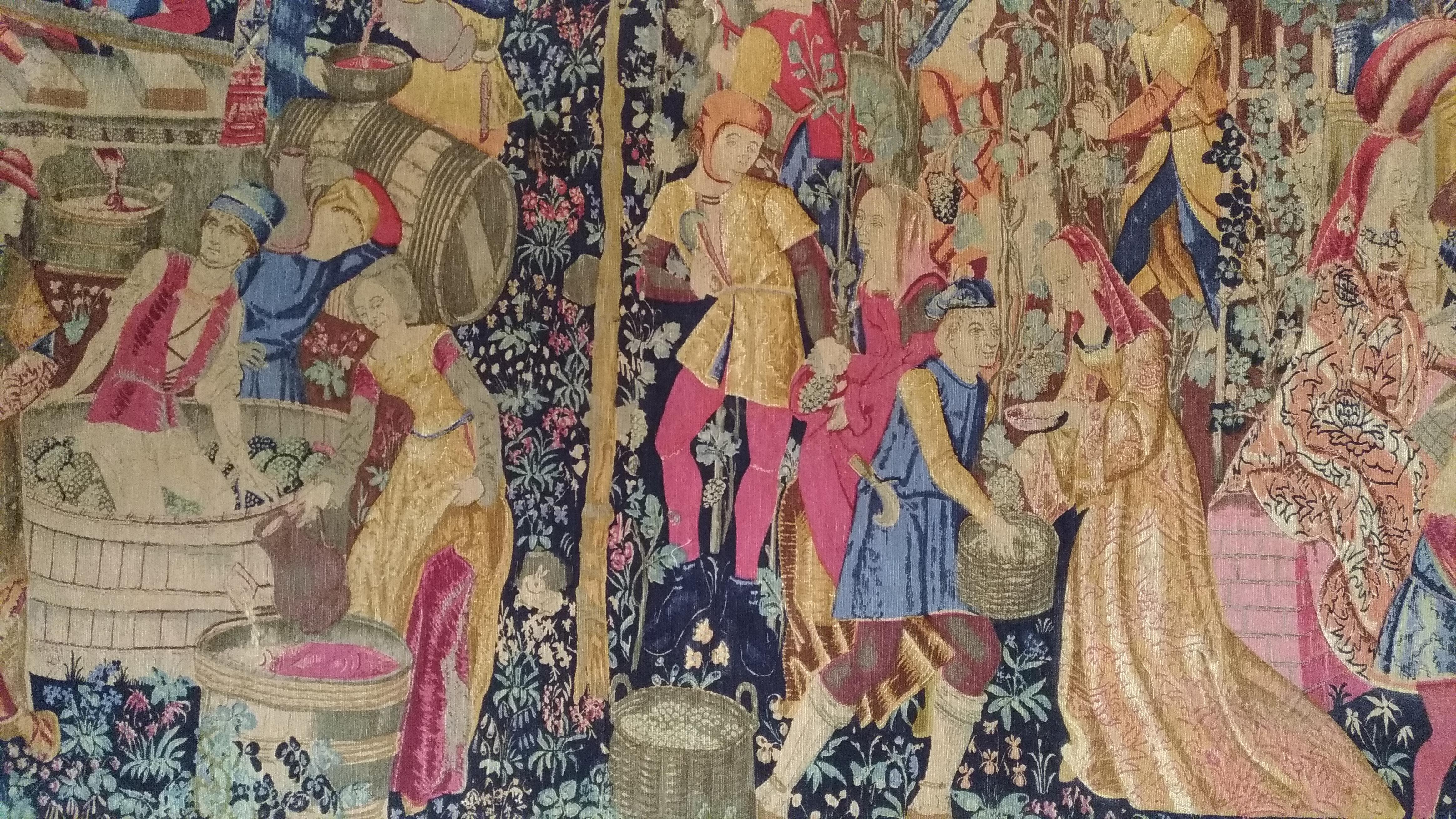  998 - Magnificent Jaquar Tapestry Vintage Aubusson Style Medieval Design 2
